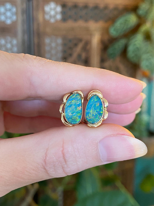 Vintage Solid 14k Yellow Gold Opal Doublet Stud Earrings