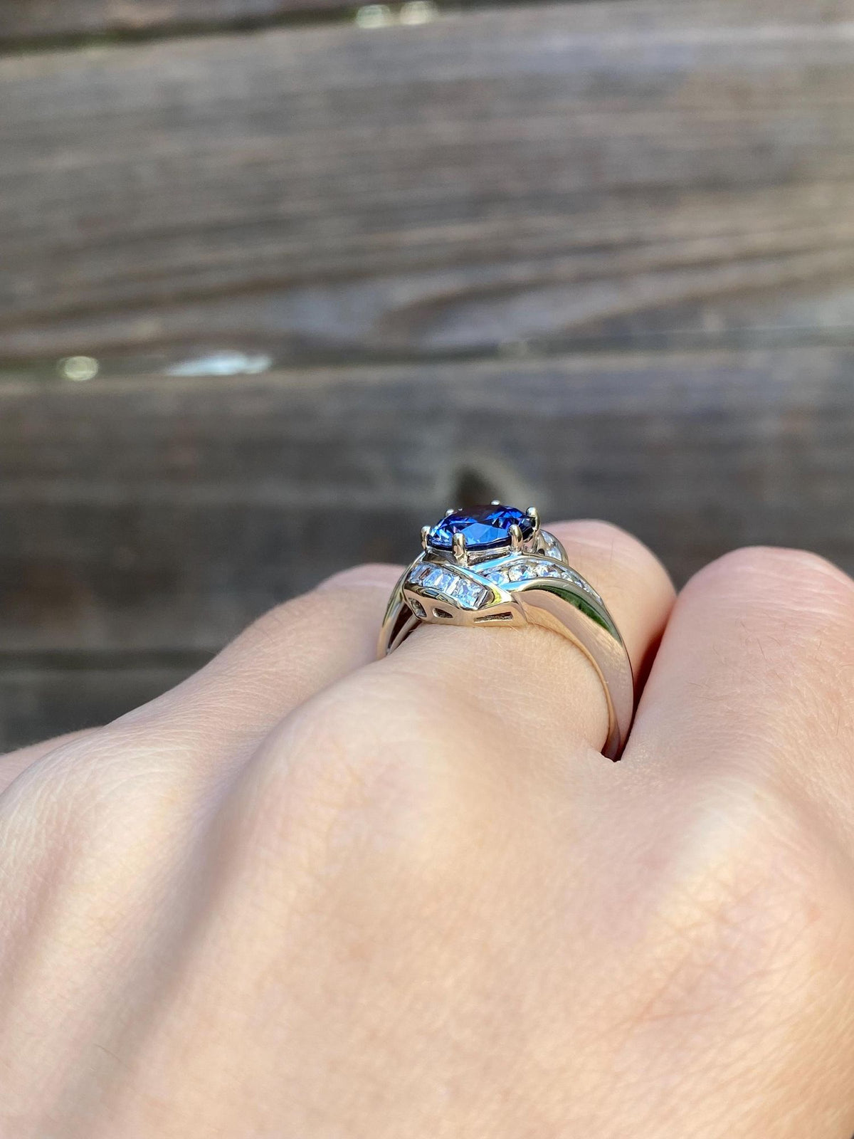 Solid 14k White Gold Cubic Zirconia Ring - Size 7