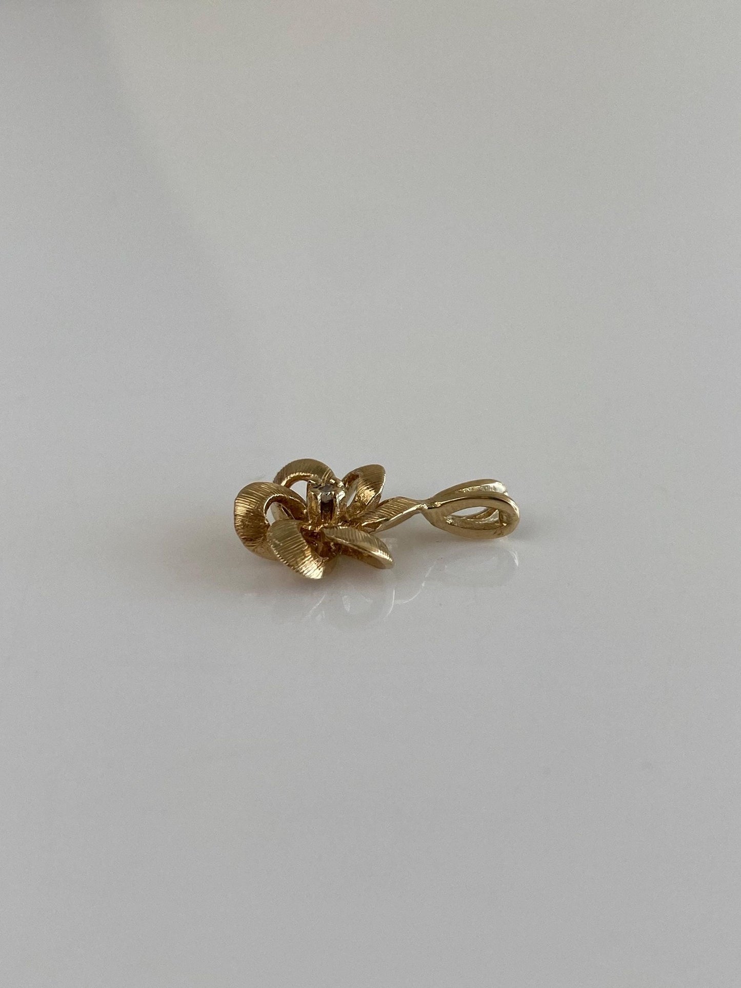 Vintage Solid 14k Yellow Gold Diamond Flower Charm