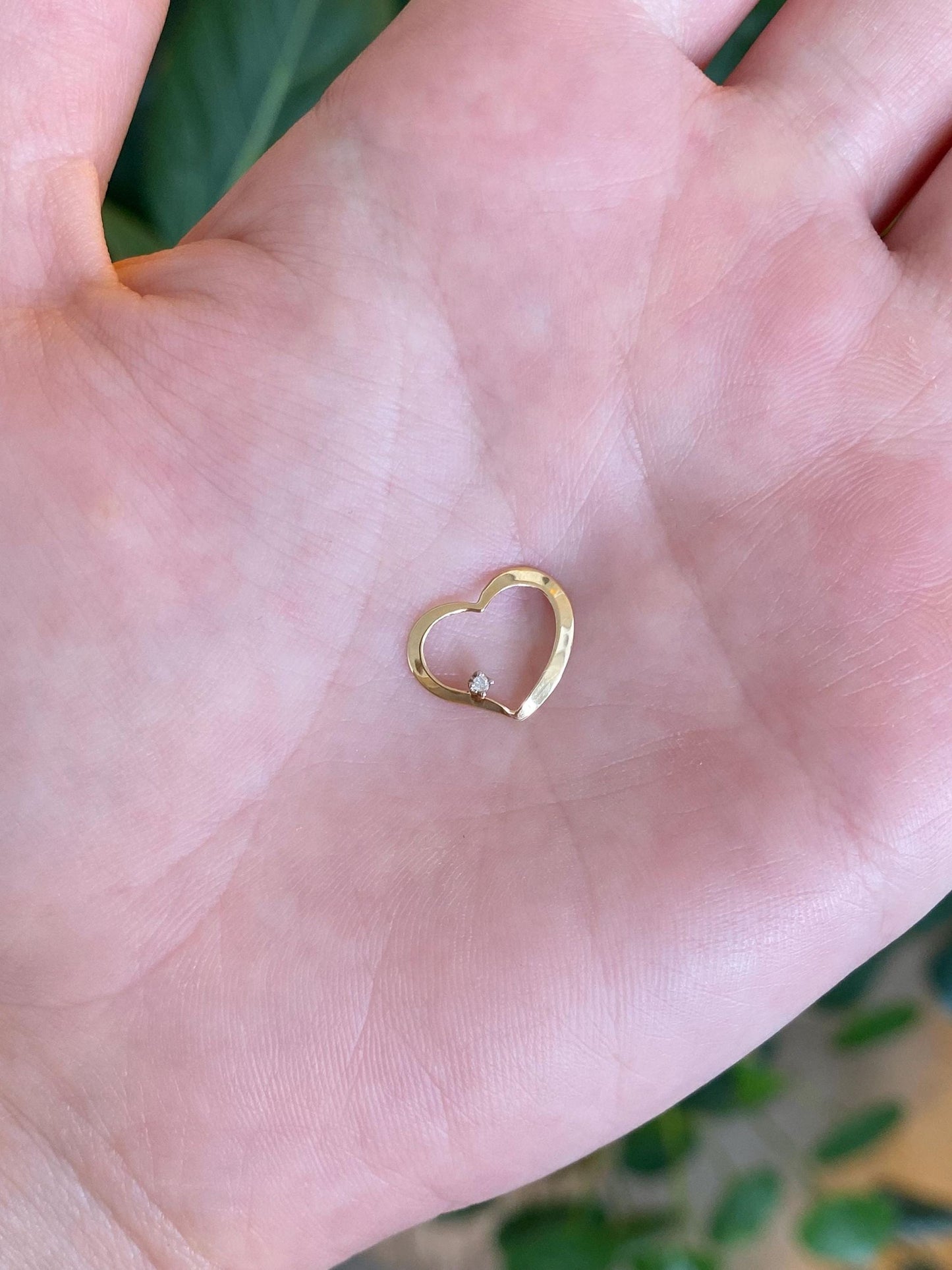 Vintage Solid 14k Yellow Gold Clear Sapphire Open Heart Charm