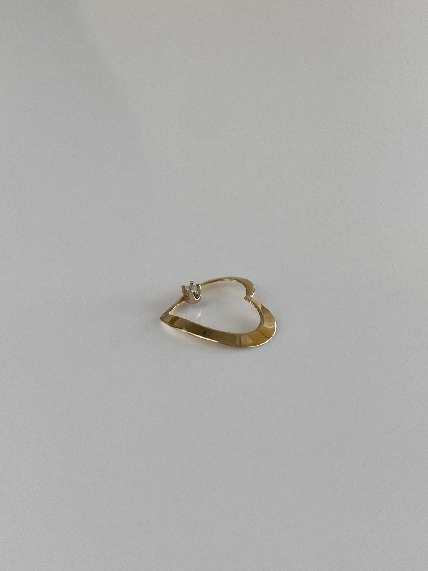 Vintage Solid 14k Yellow Gold Clear Sapphire Open Heart Charm