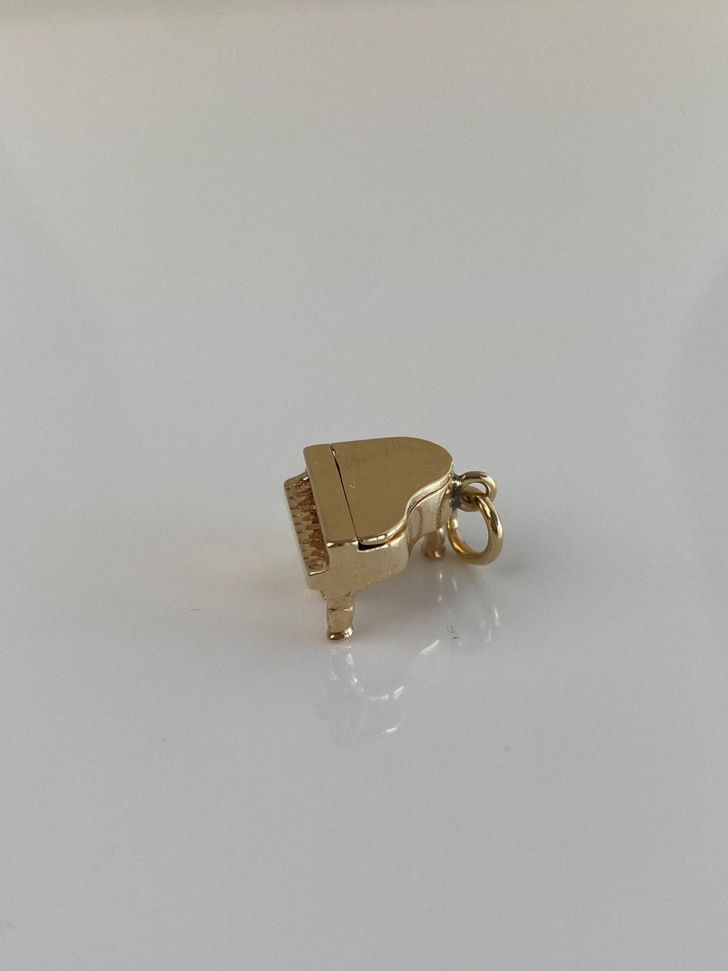 Vintage Solid 14k Yellow Gold Articulated Piano Charm