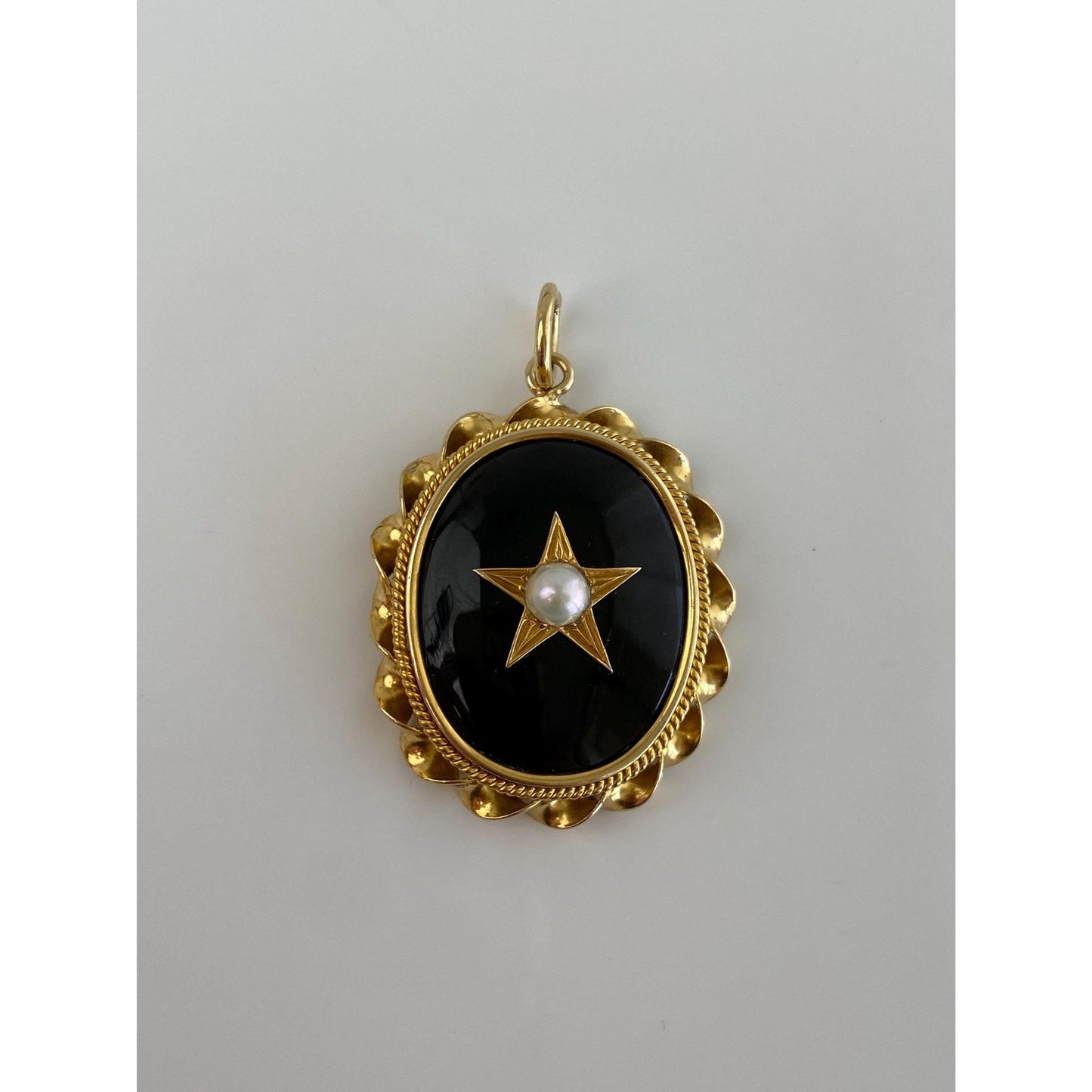 Vintage Solid 18k Yellow Gold Black Onyx Pearl Star Charm