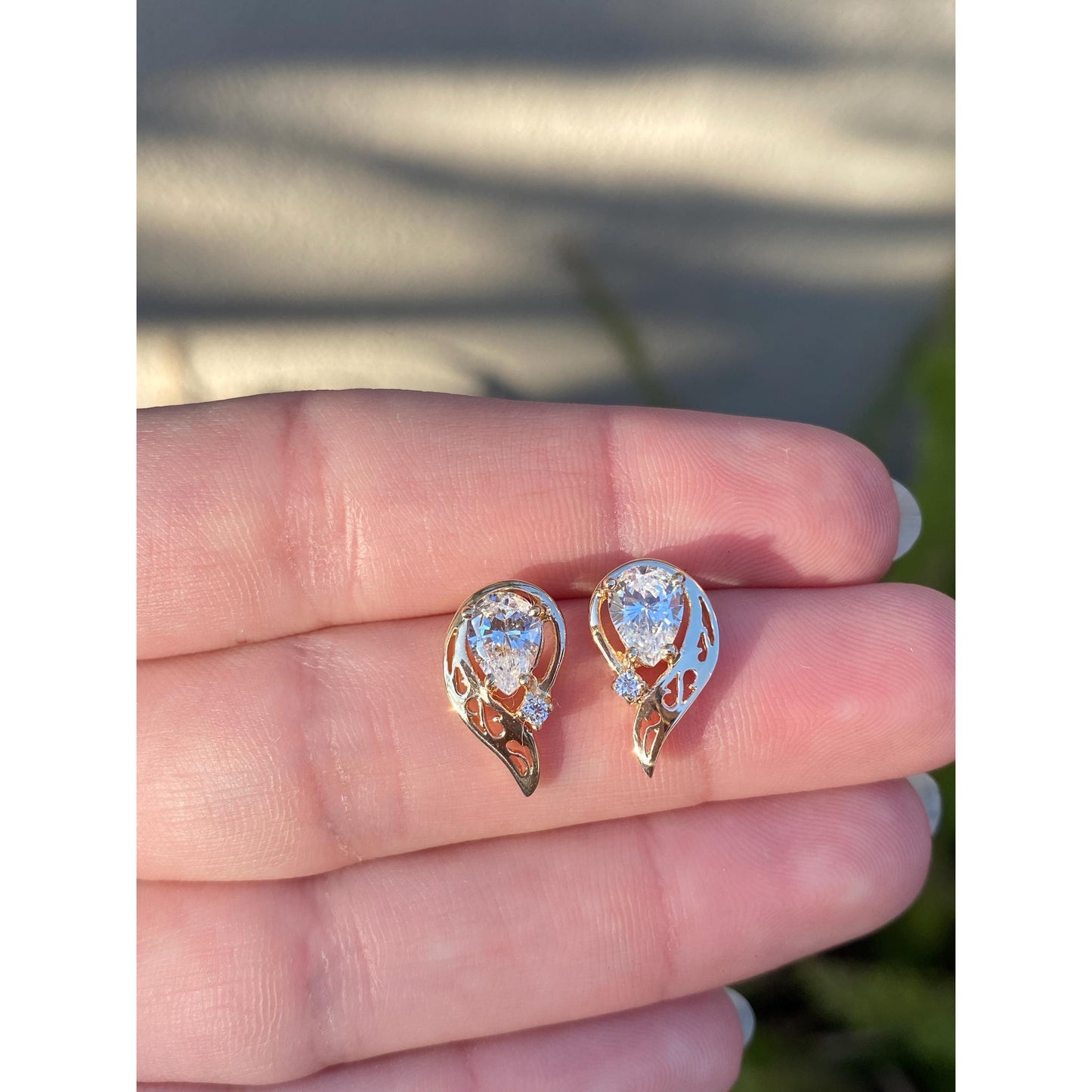 Solid 14k Yellow Gold Cubic Zirconia Stud Earrings