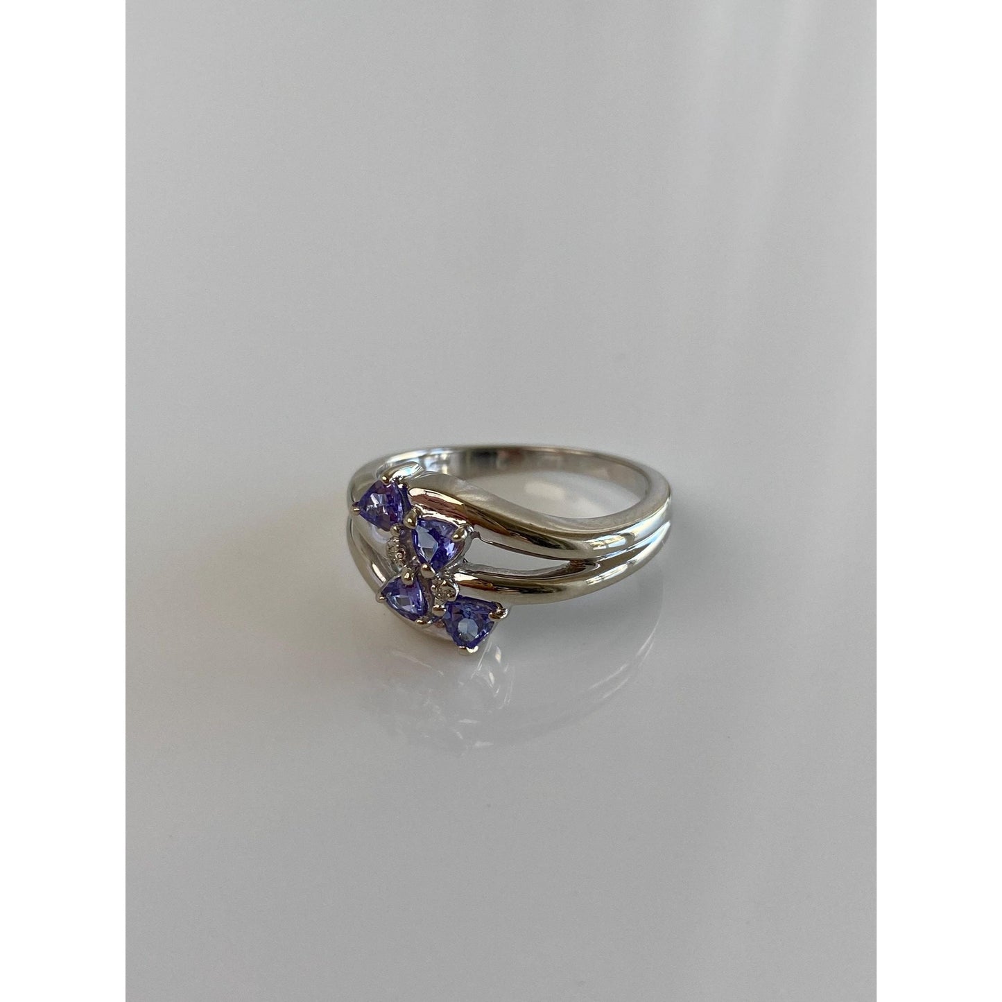 Solid 14k White Gold Diamond Tanzanite Ring - Size 7