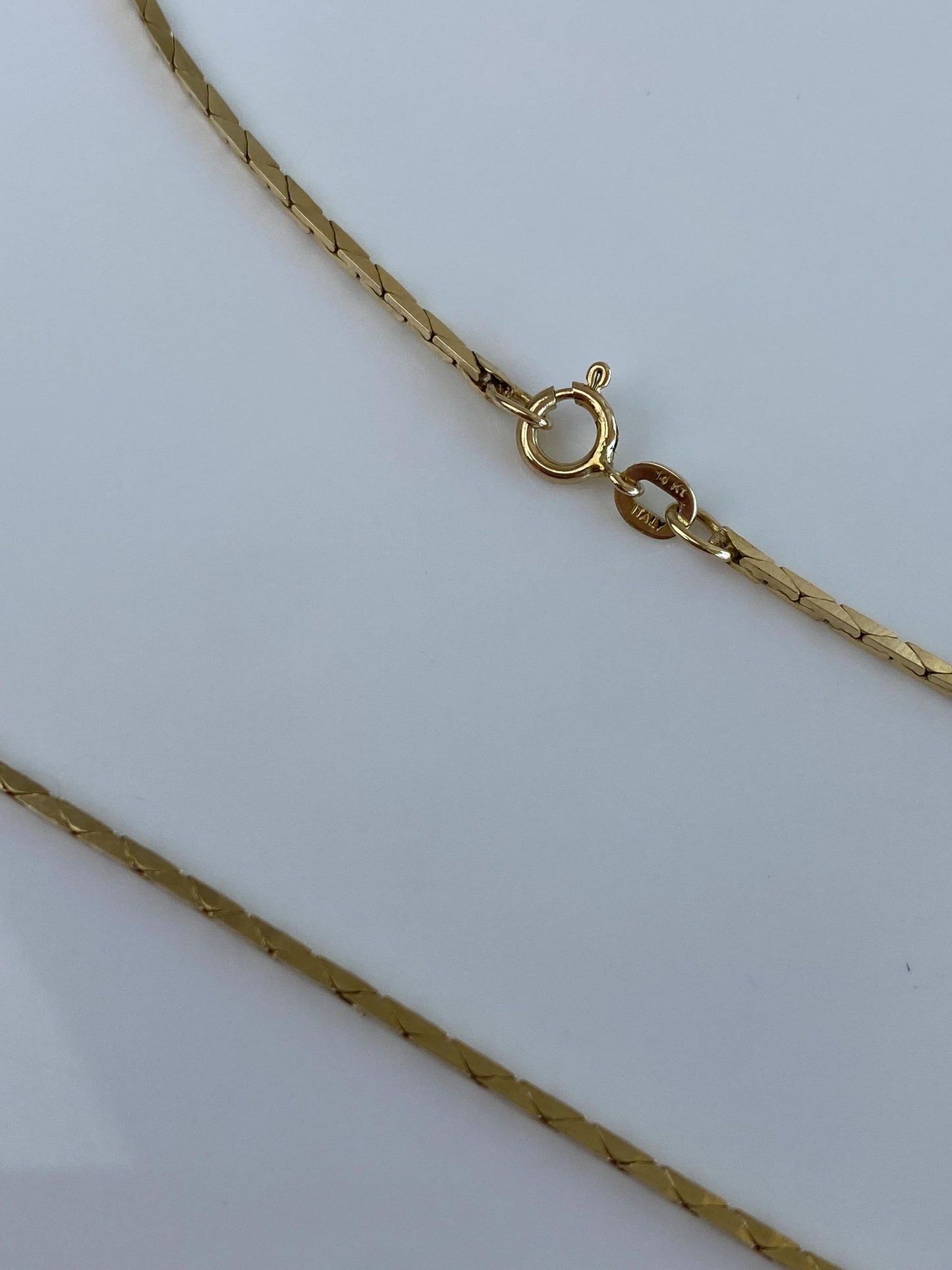Vintage Solid 14k Yellow Gold Triangle Link Chain Necklace - 15.75 inches