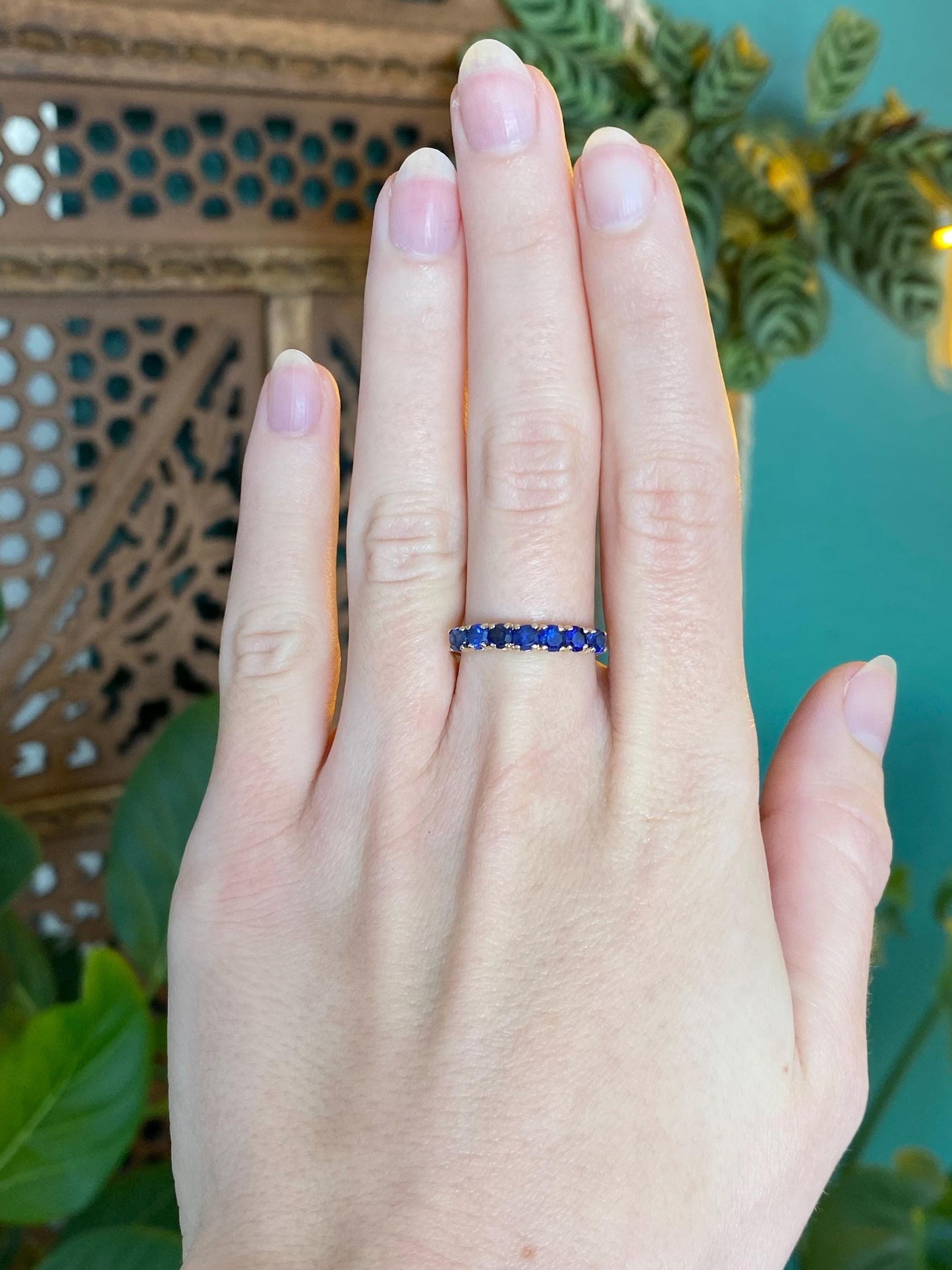 Vintage Solid 14k Yellow Gold Blue Sapphire Ring Band - Size 7.75