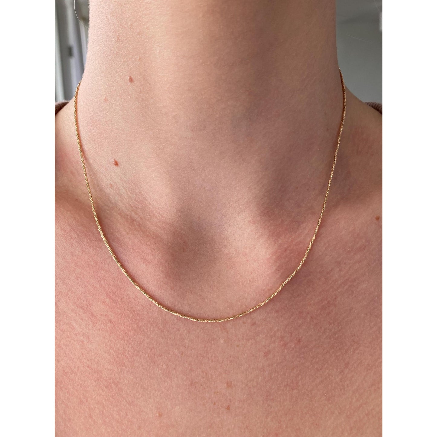 Vintage Solid 14k Yellow Gold Twist Style Chain Necklace - 17 inches