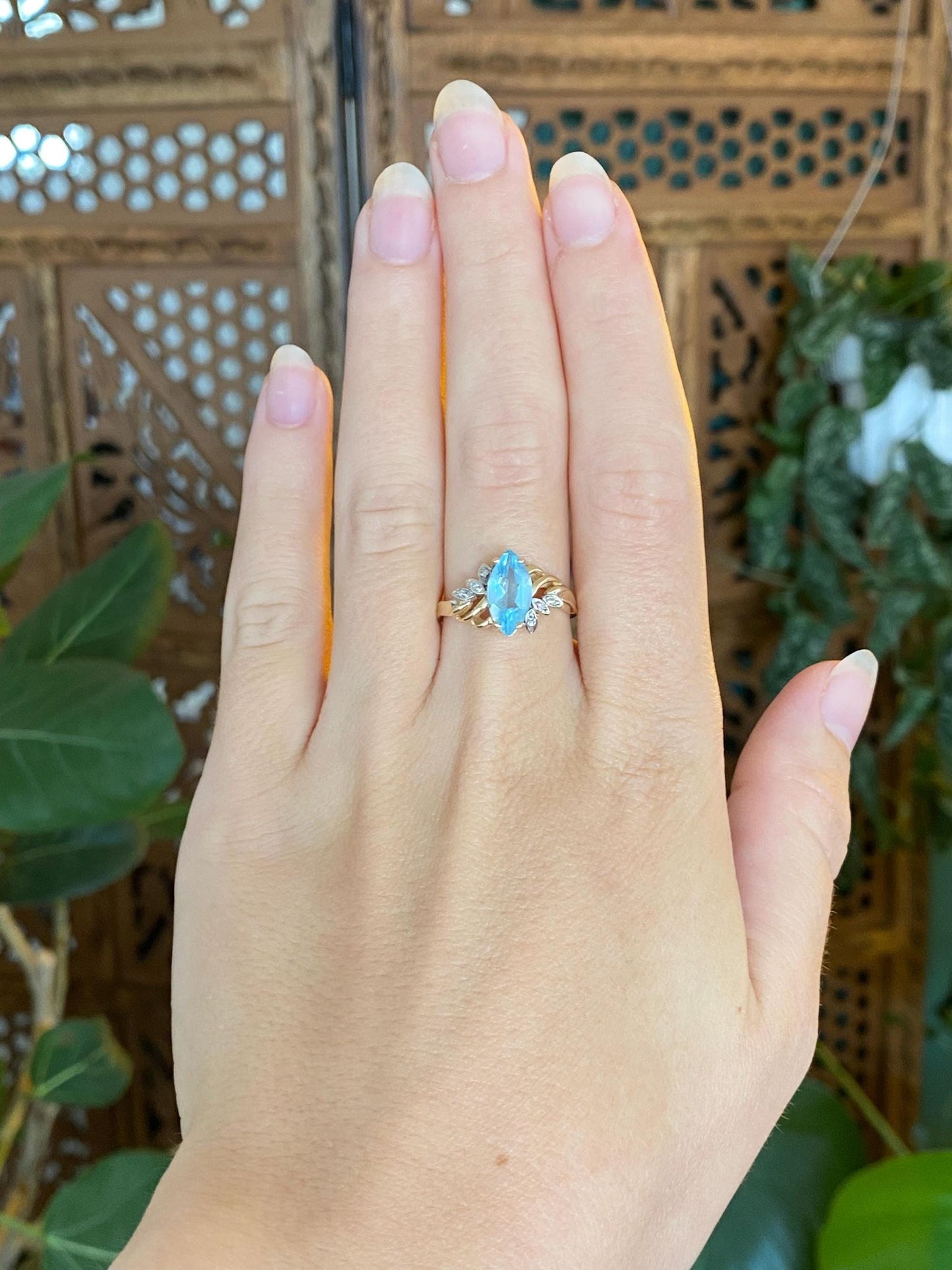 Vintage Solid 14k Yellow Gold Marquis Topaz Diamonds Ring - Size 7.5