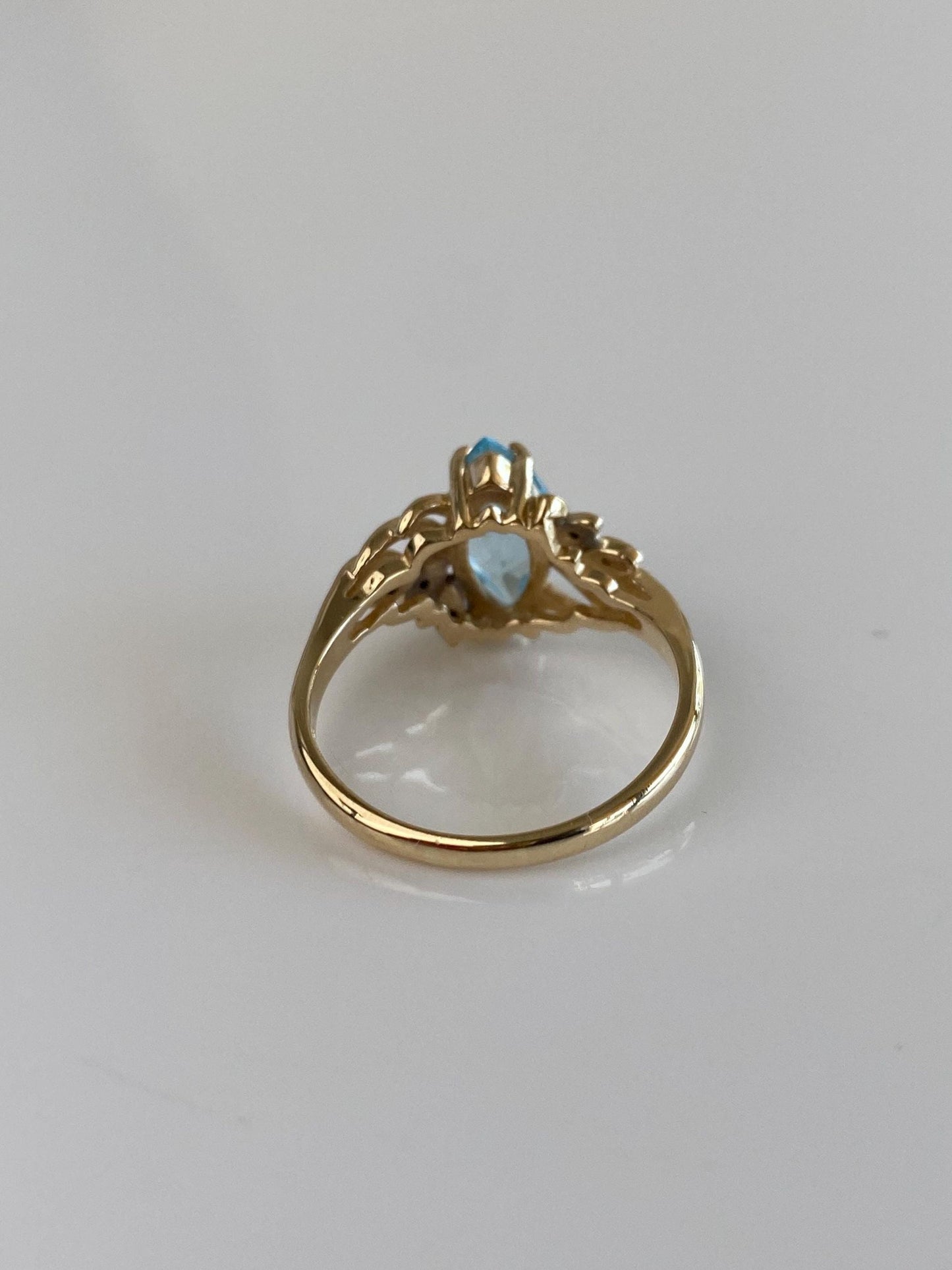 Vintage Solid 14k Yellow Gold Marquis Topaz Diamonds Ring - Size 7.5