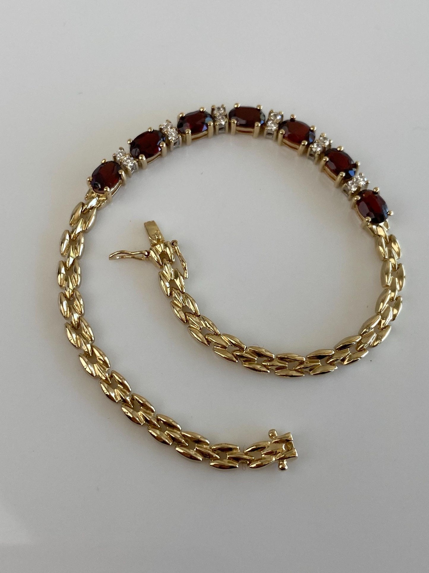 Vintage Solid 14k Yellow Gold Garnet Clear Quartz Flat Link Bracelet - 7.25 inches