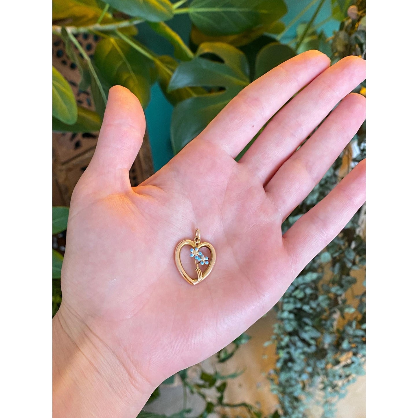Vintage 14k Yellow Gold Seed Pearls Enamel Flowers Heart Charm
