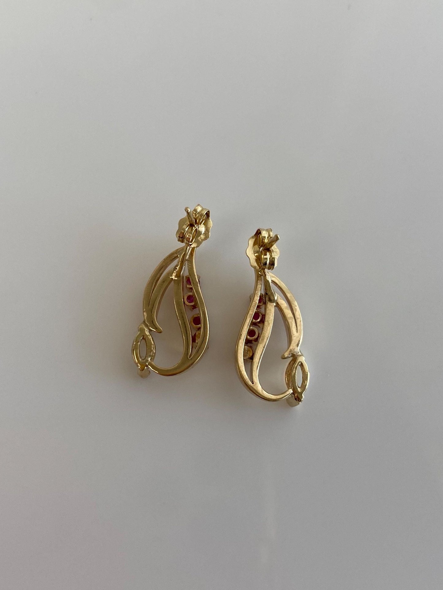 Vintage Solid 14k Yellow Gold Opal Pink Spinel Stud Earrings