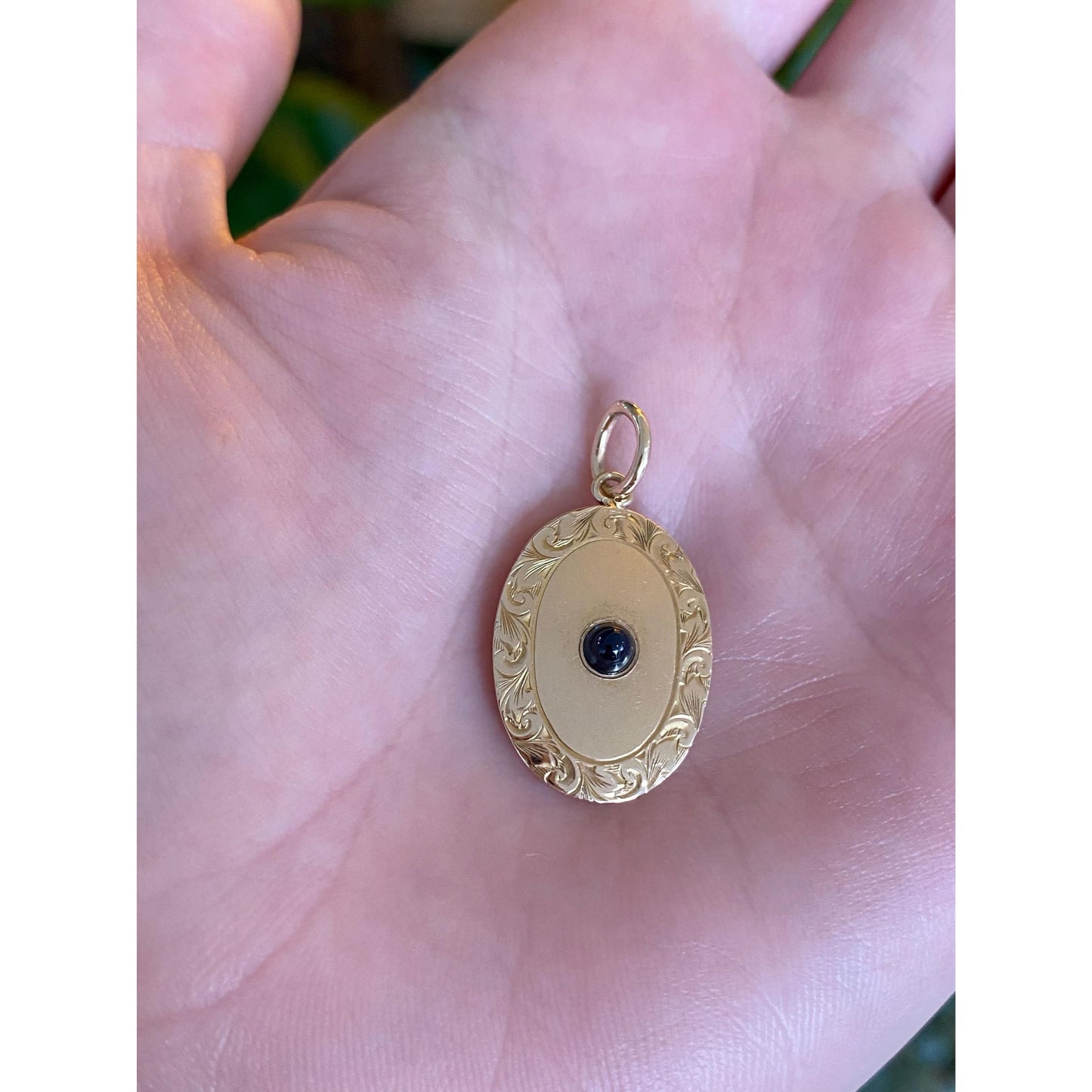 Vintage Solid 10k Yellow Gold Blue Spinel Engraved Cufflink Conversion Charm