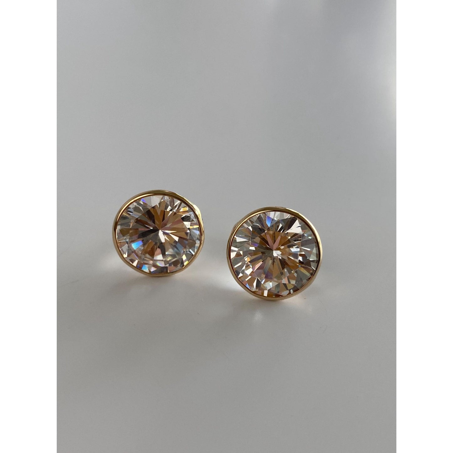 Solid 14k Yellow Gold Cubic Zirconia Stud Earrings