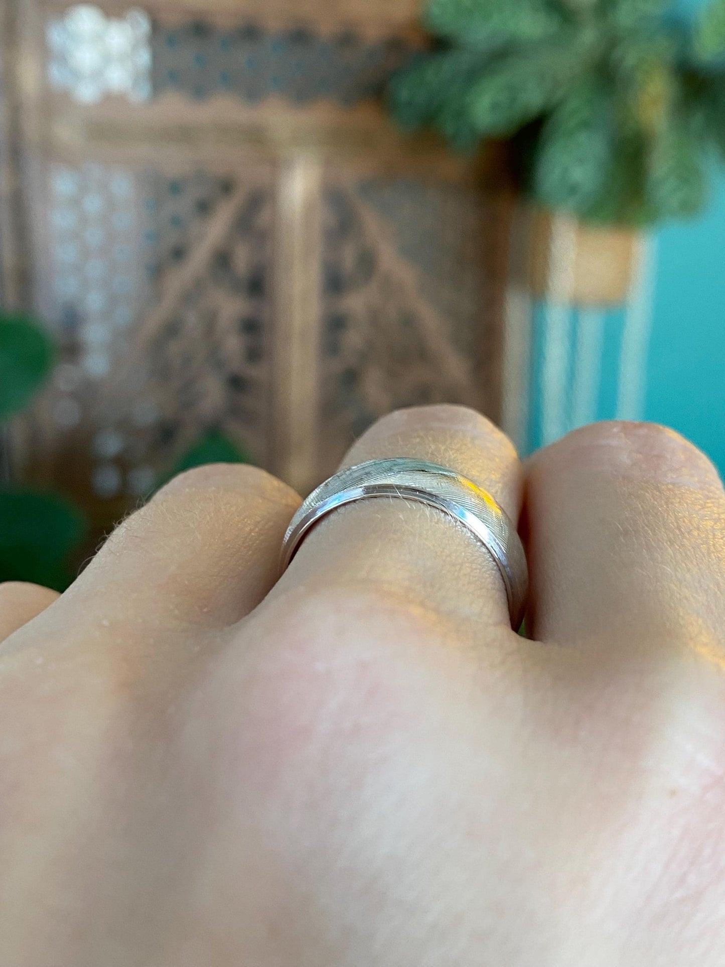 Vintage Solid 14k White Gold Crosshatch Ring Band - Size 7.25