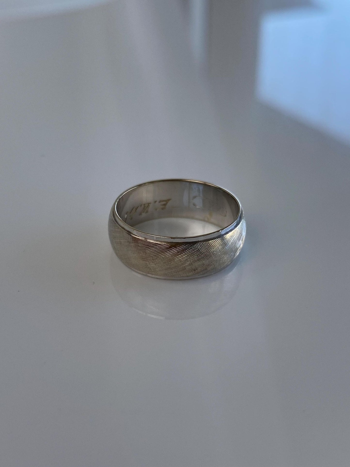 Vintage Solid 14k White Gold Crosshatch Ring Band - Size 7.25