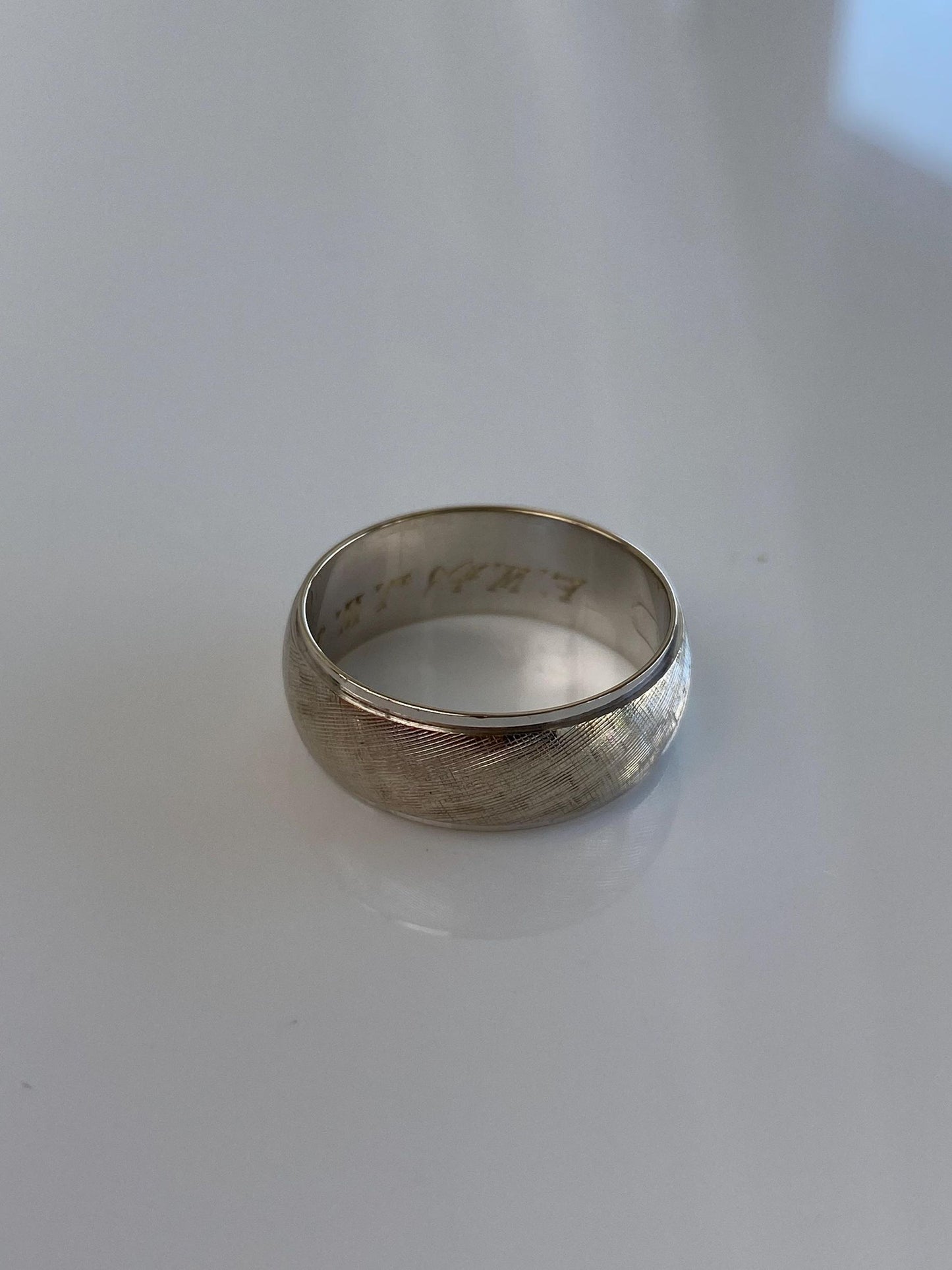 Vintage Solid 14k White Gold Crosshatch Ring Band - Size 7.25