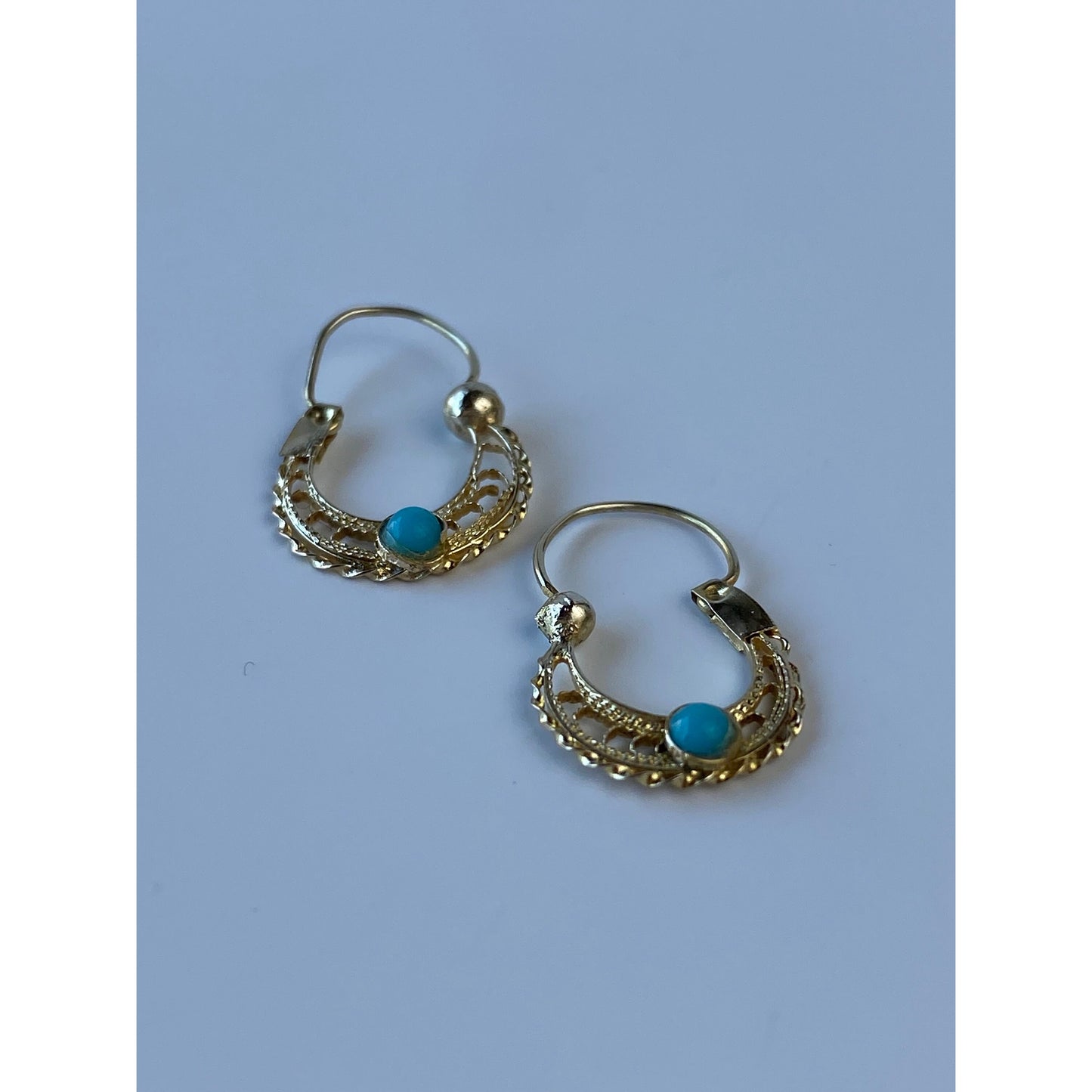 Vintage Solid 9k Yellow Gold Tiny Turquoise Filigree Hoop Earrings