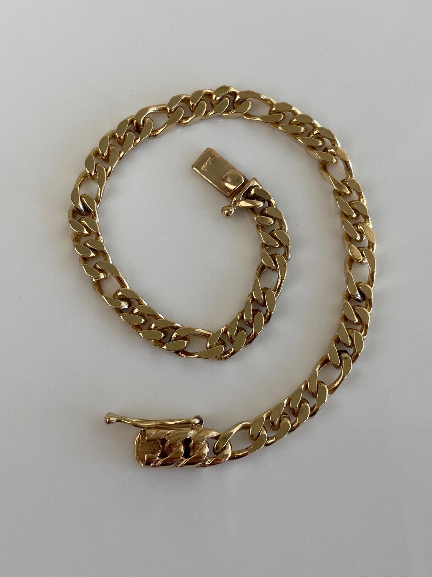 Vintage Solid 14k Yellow Gold Curb Chain Bracelet - 6.75 inches