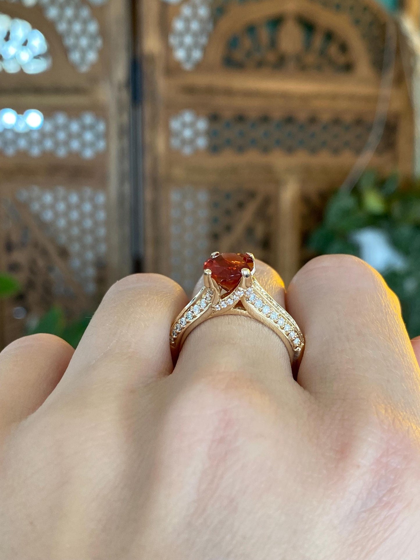 Solid 14k Yellow Gold Oregon Sunstone Diamond Pave Ring Band - Size 7.5