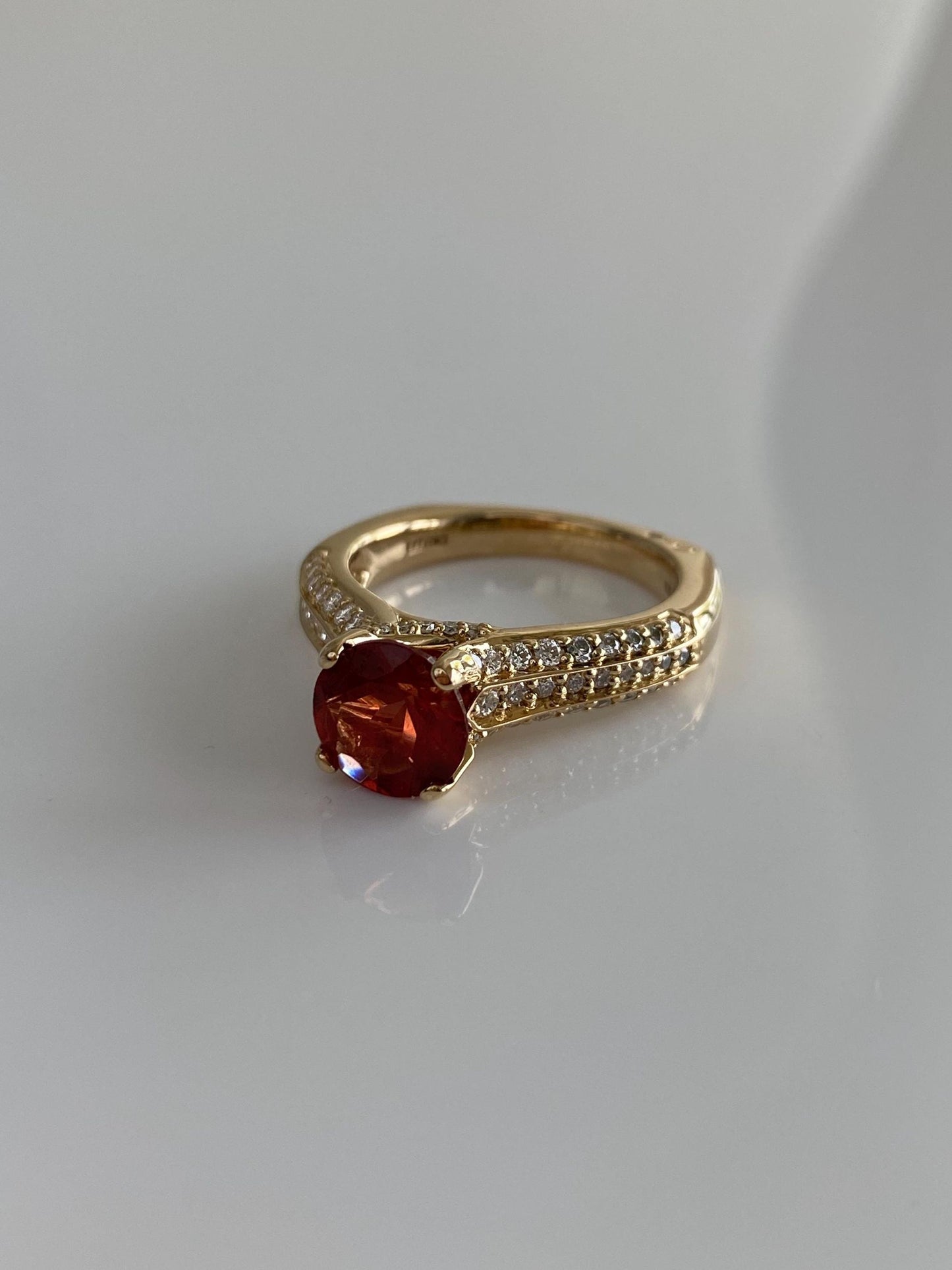 Solid 14k Yellow Gold Oregon Sunstone Diamond Pave Ring Band - Size 7.5