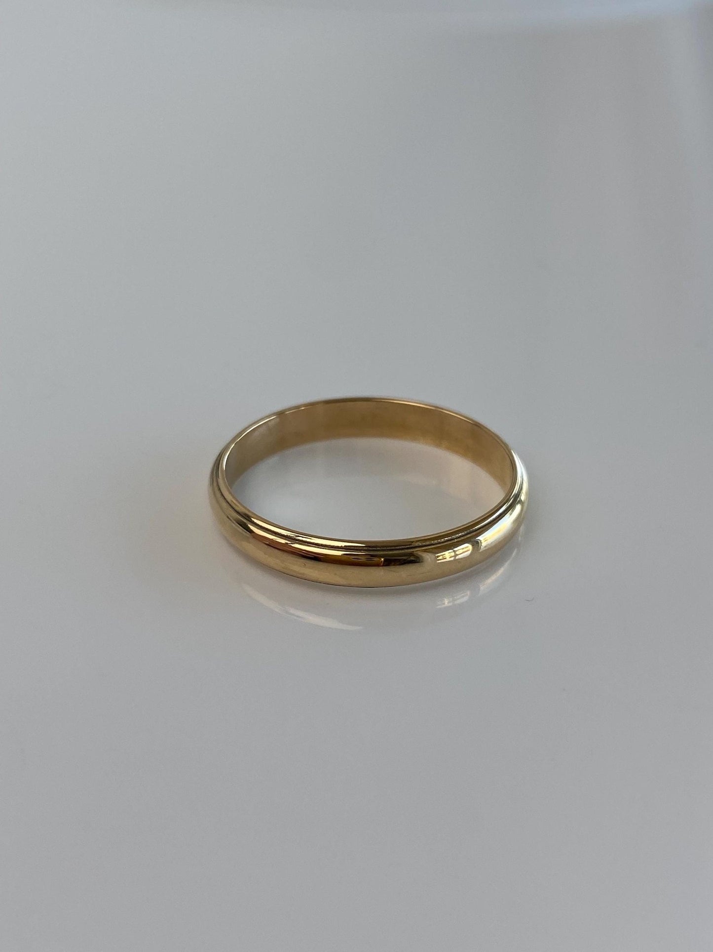 Vintage Solid 14k Yellow Gold Lined Ring Band - Size 10.25