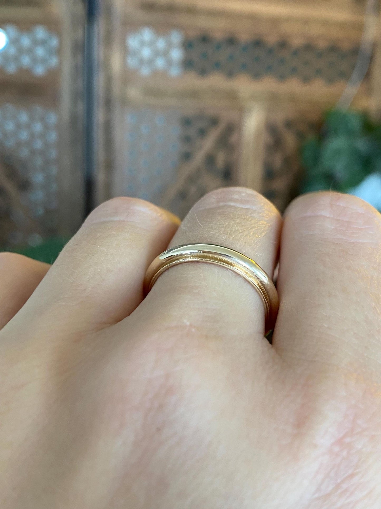 Vintage Solid 14k Yellow Gold Milgrain Ring Band - Size 7.25
