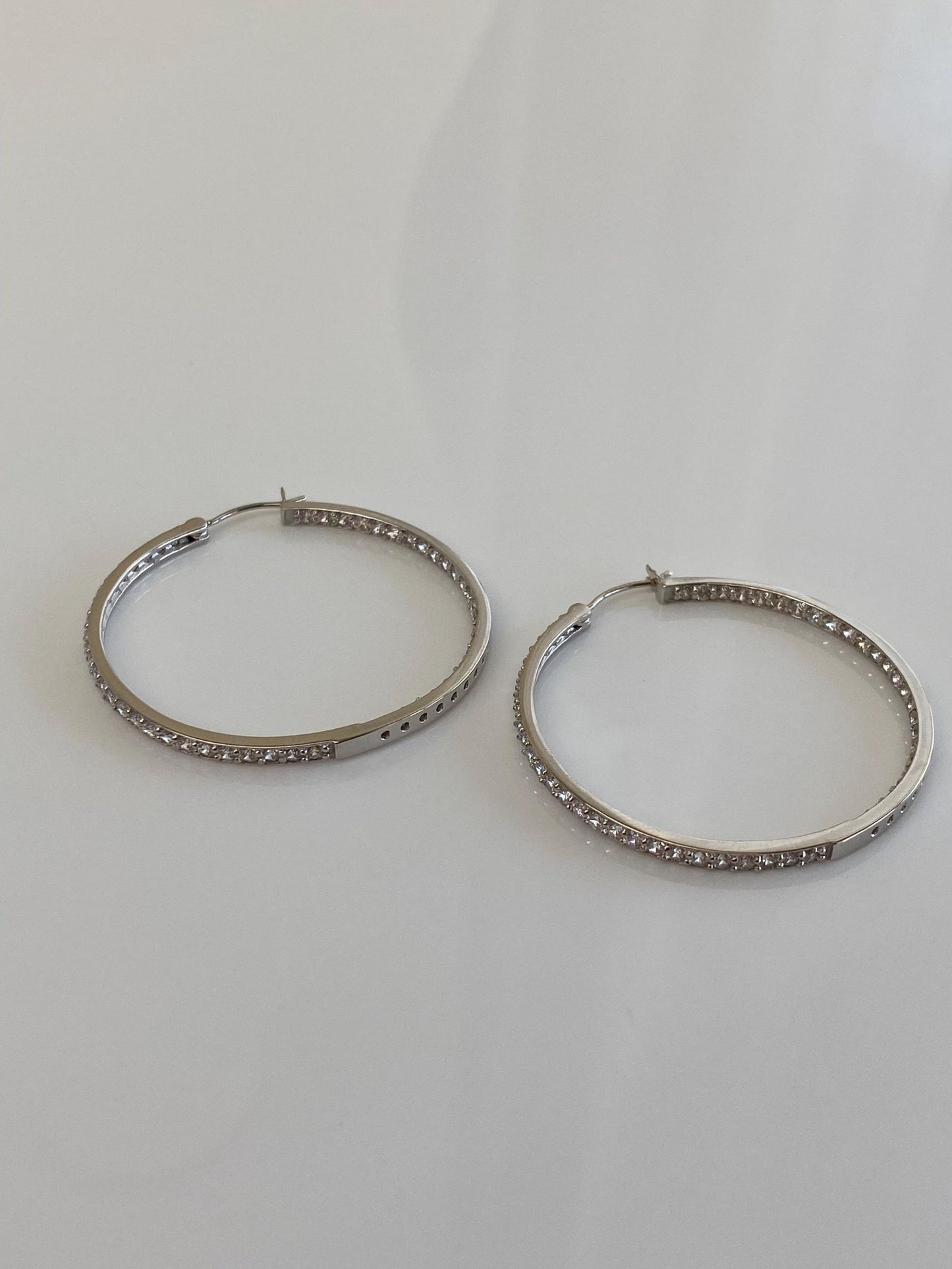 Vintage Solid 14k White Gold Cubic Zirconia Hoop Earrings