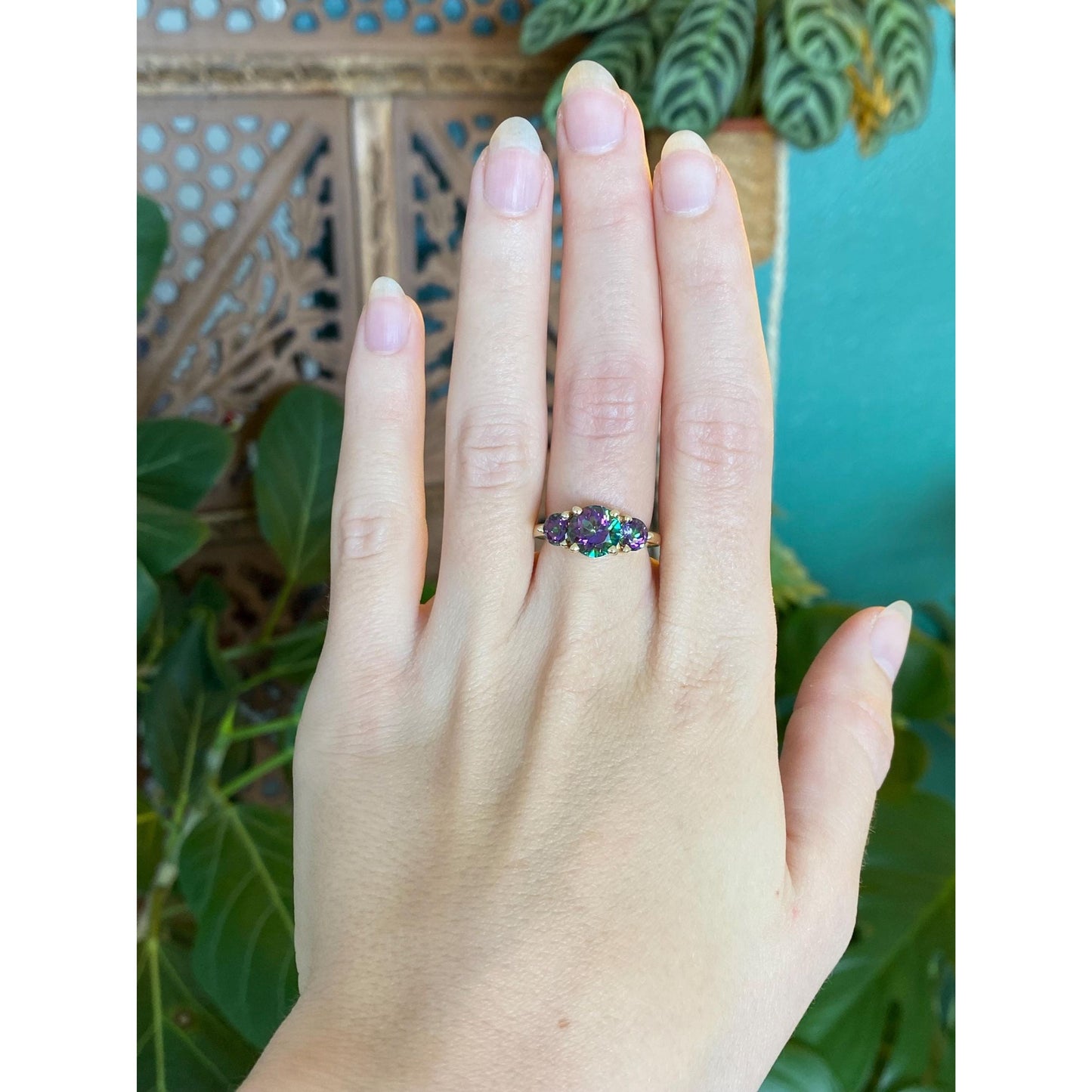 Vintage Solid 14k Yellow Gold Mystic Topaz Ring - Size 5.75