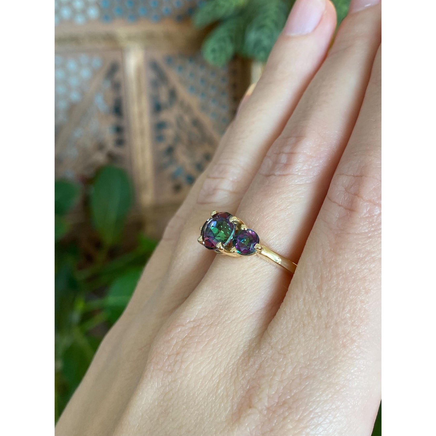 Vintage Solid 14k Yellow Gold Mystic Topaz Ring - Size 5.75