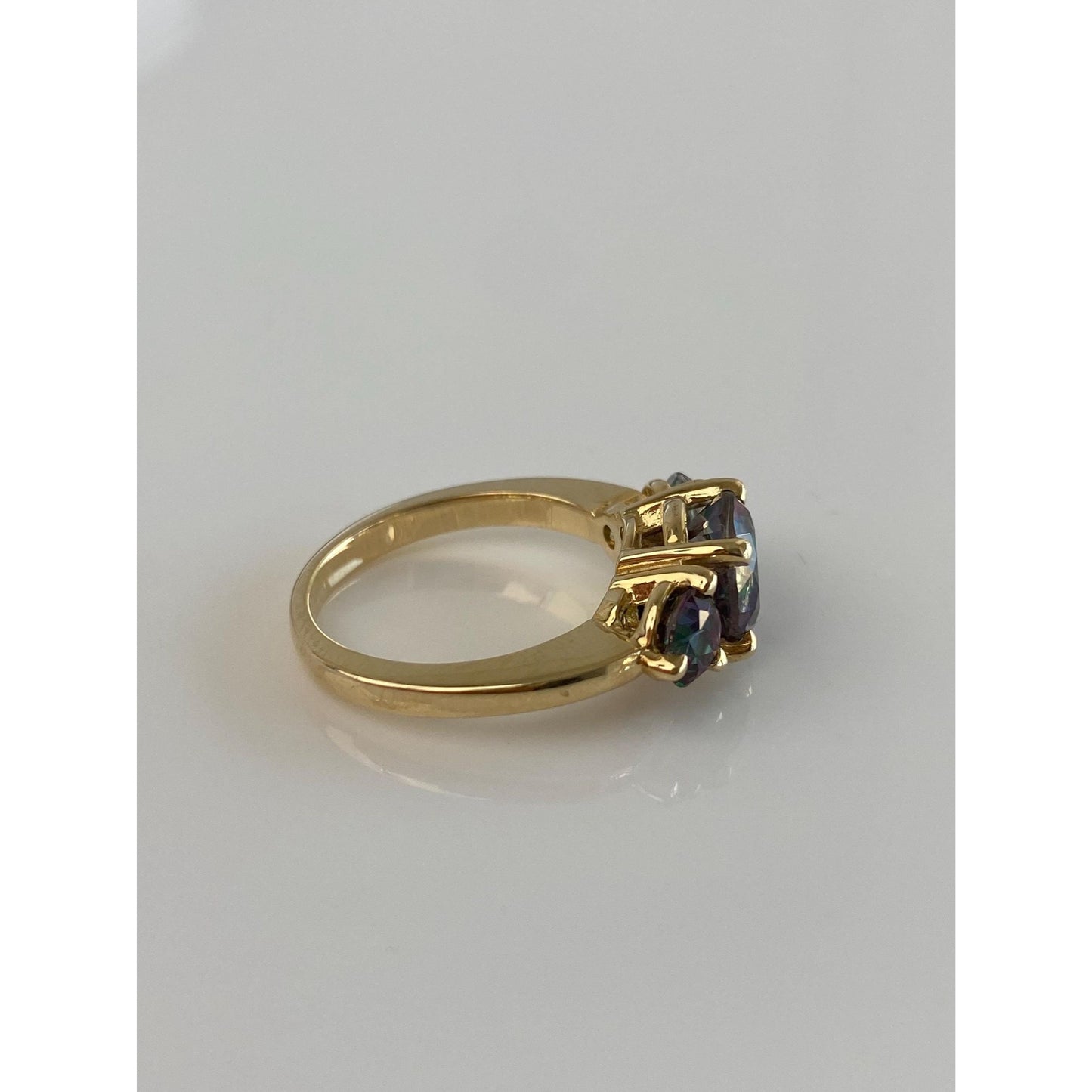 Vintage Solid 14k Yellow Gold Mystic Topaz Ring - Size 5.75