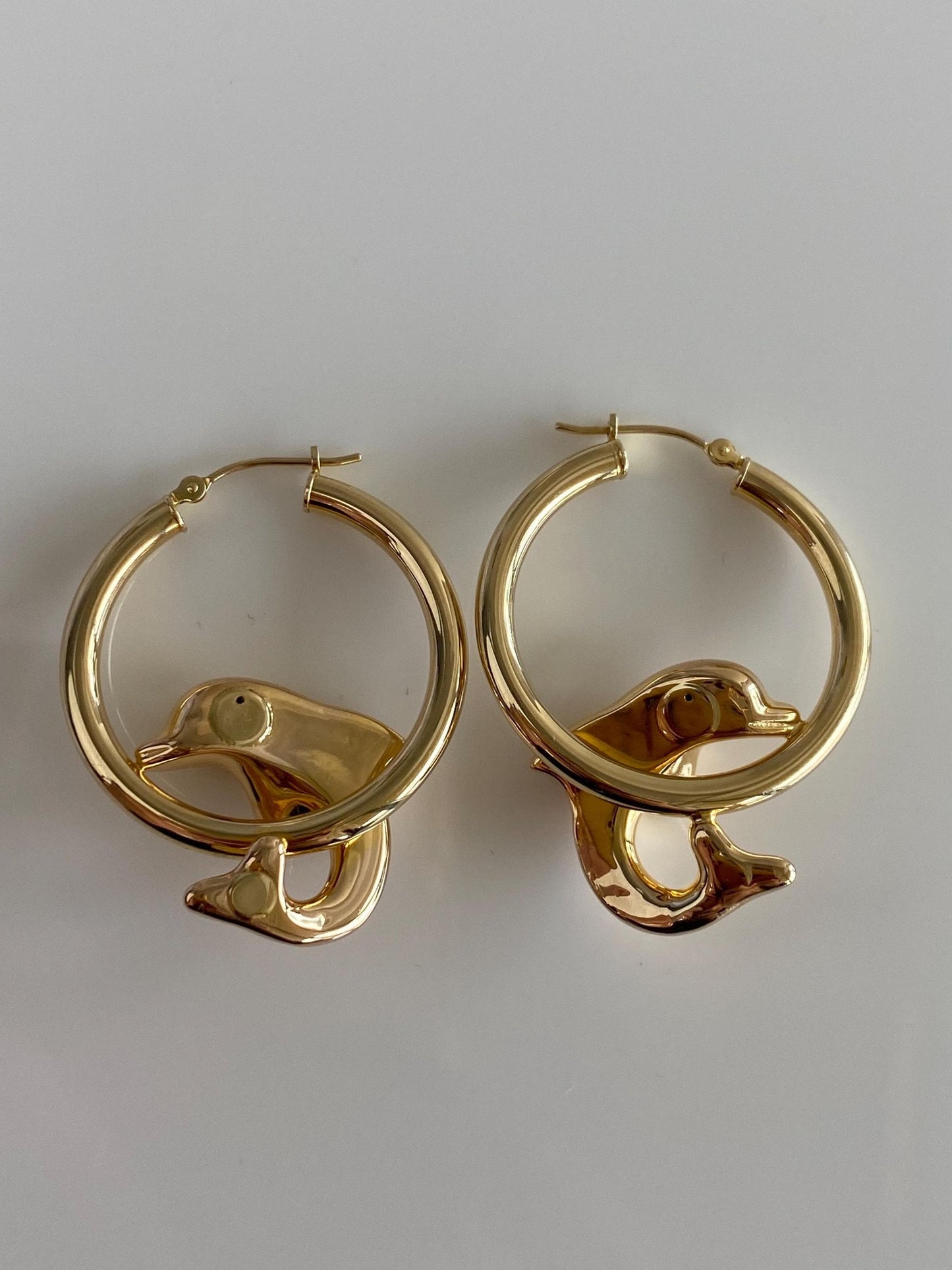 Vintage 14k Yellow Gold Dolphin Hoop Earrings