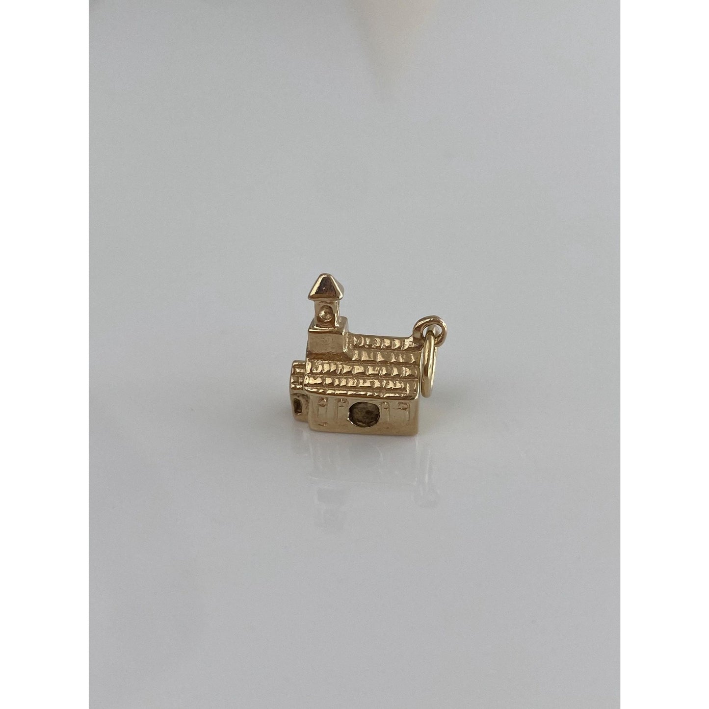 Vintage Solid 14k Yellow Gold Chapel Church Charm