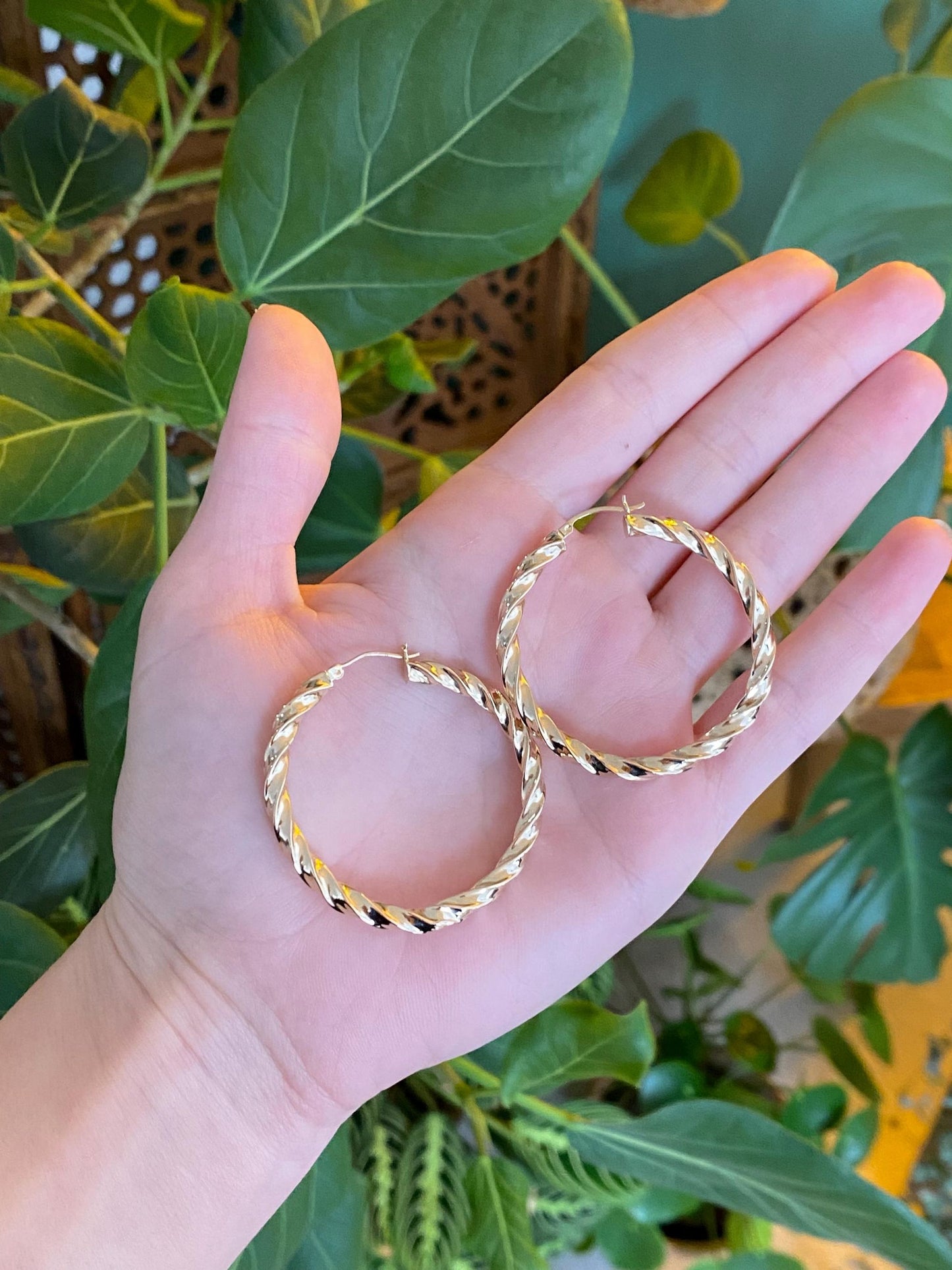 Vintage 14k Yellow Gold Large Twist Hoop Earrings