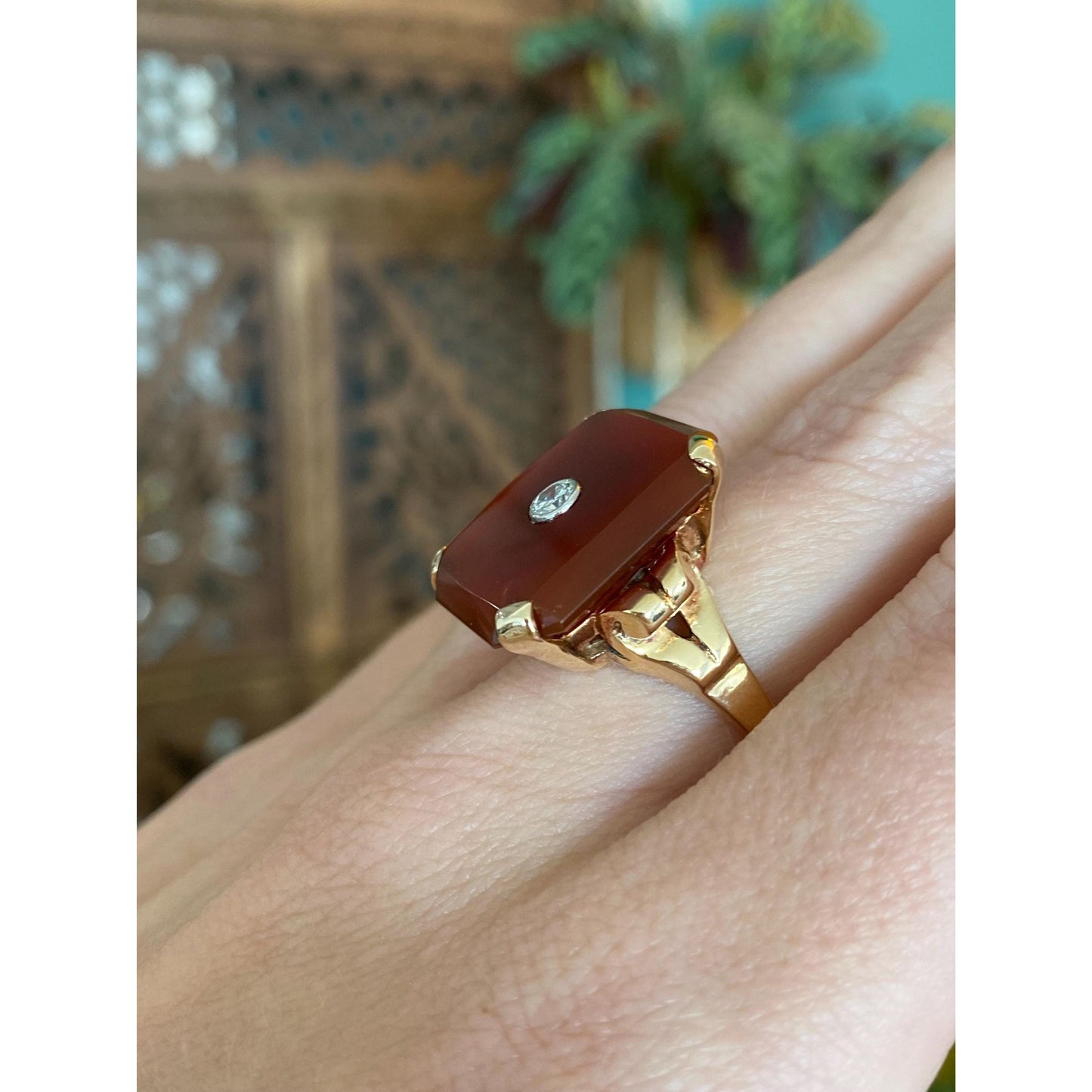 Vintage Solid 14k Yellow Gold Carnelian Diamond Inlay Ring - Size 6.75