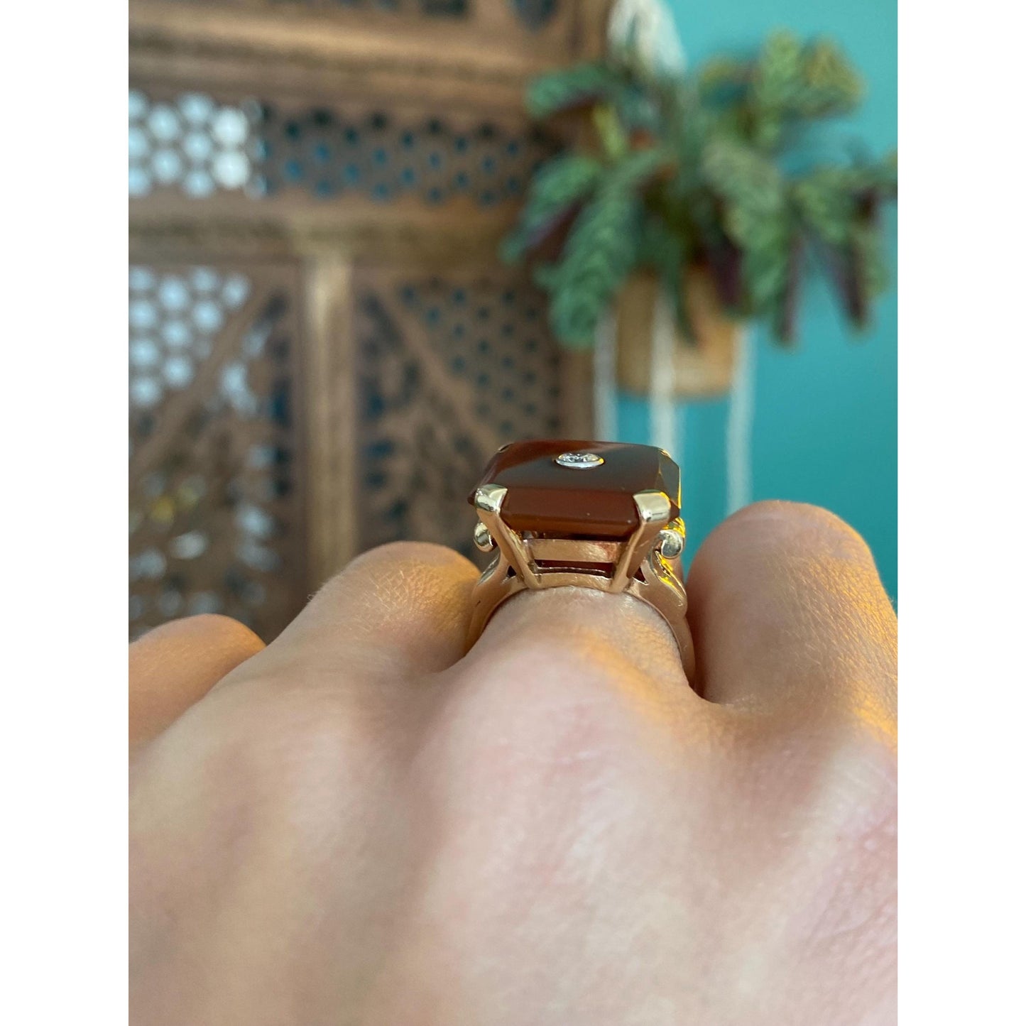 Vintage Solid 14k Yellow Gold Carnelian Diamond Inlay Ring - Size 6.75