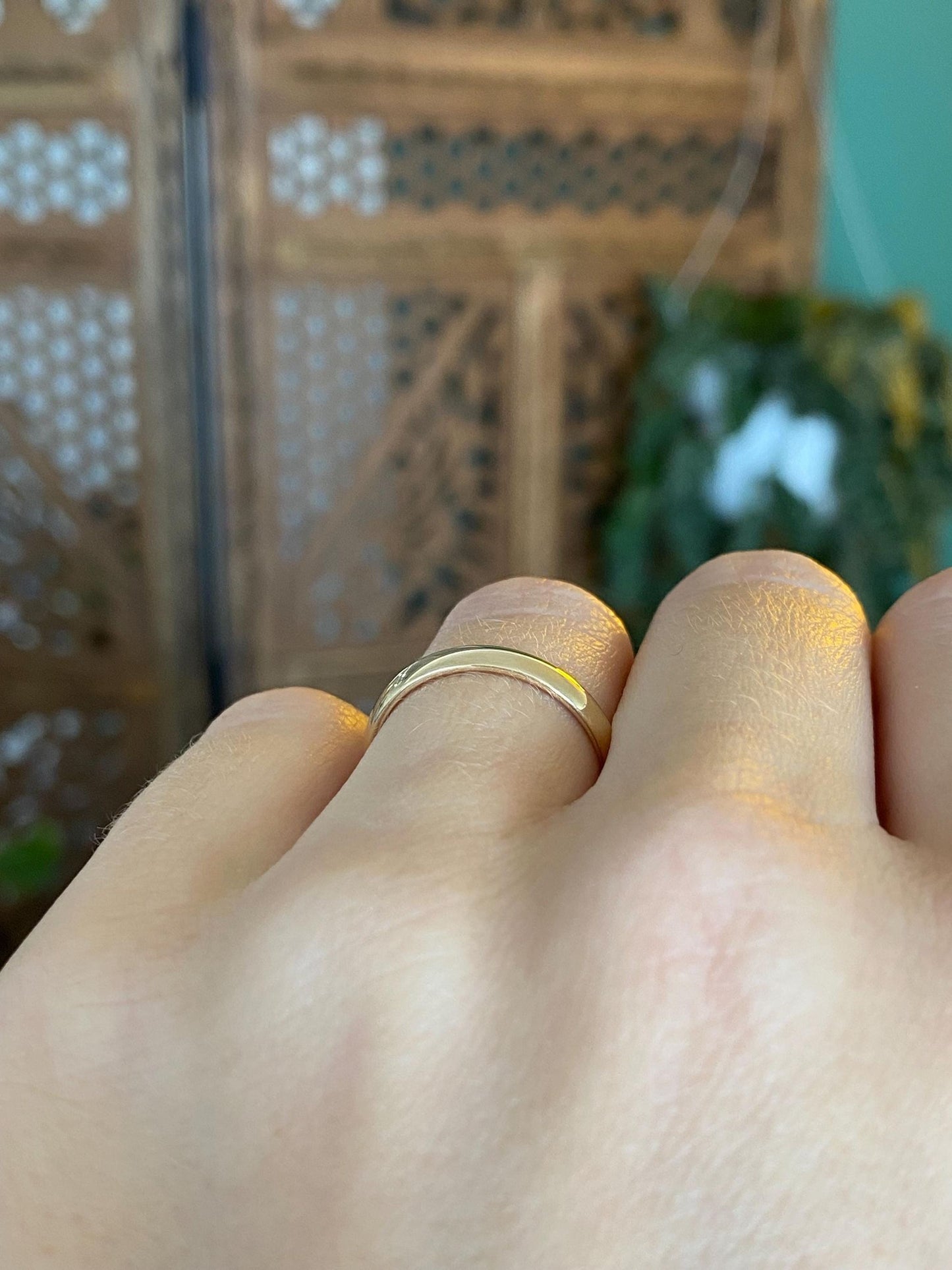 Vintage Solid 14k Yellow Gold Ring Band - Size 6.25