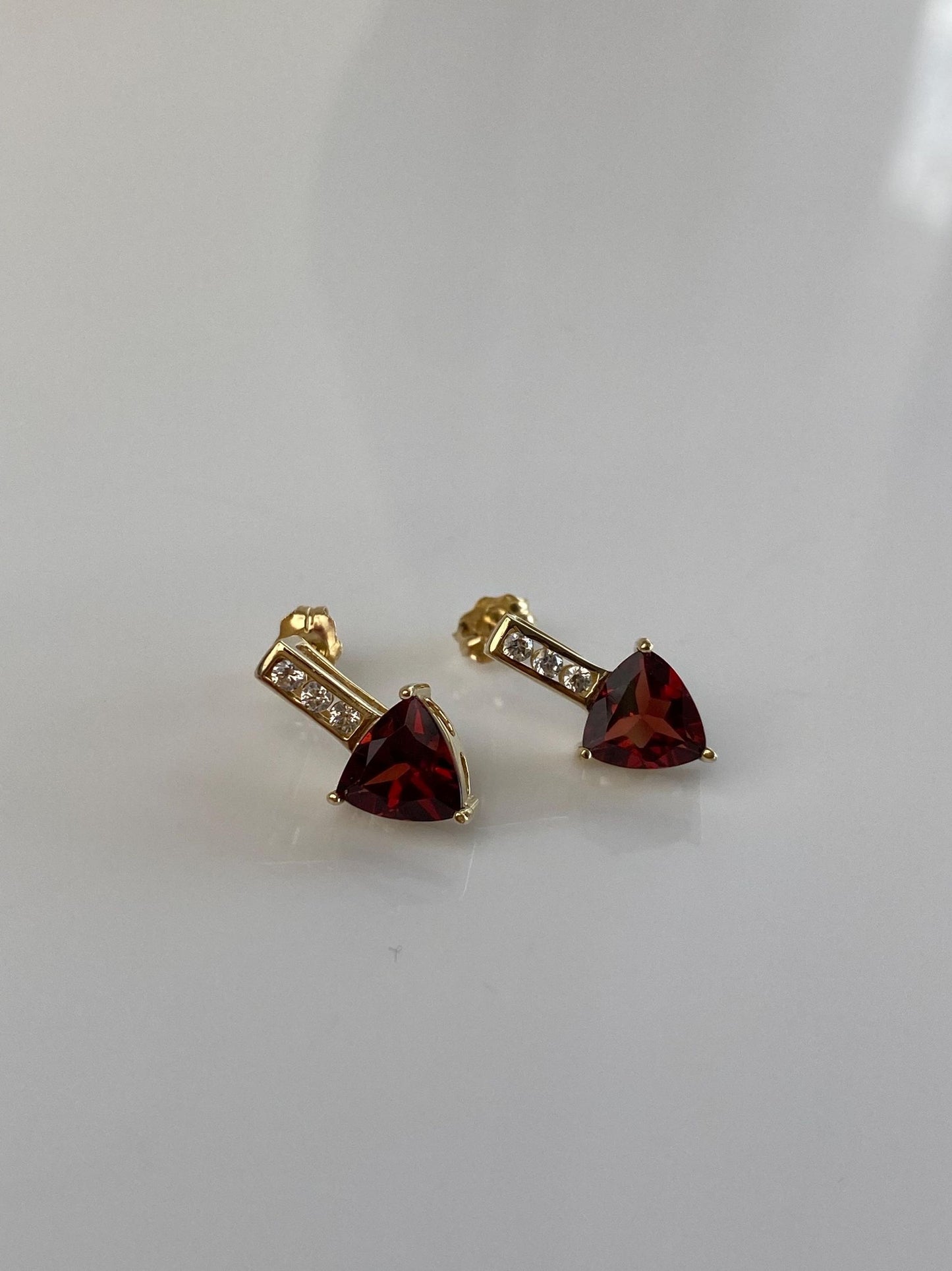 Vintage Solid 14k Yellow Gold Clear & Red Cubic Zirconia Stud Earrings