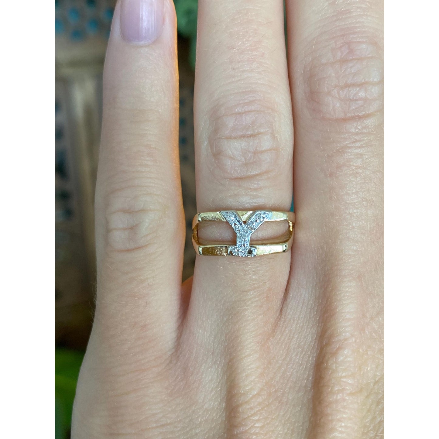 Vintage Solid 14k White & Yellow Gold Diamond Initial 'Y' Ring Band - Size 4.5