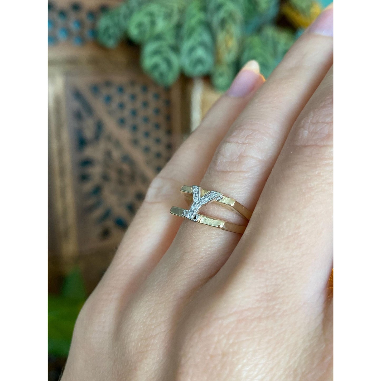 Vintage Solid 14k White & Yellow Gold Diamond Initial 'Y' Ring Band - Size 4.5