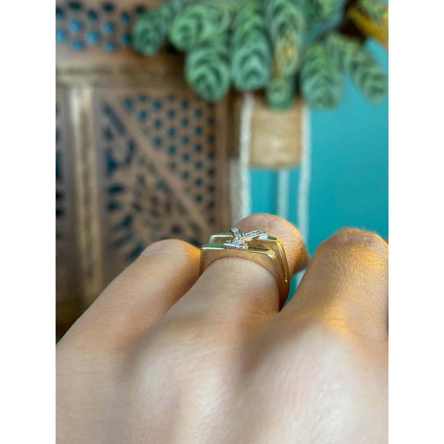 Vintage Solid 14k White & Yellow Gold Diamond Initial 'Y' Ring Band - Size 4.5