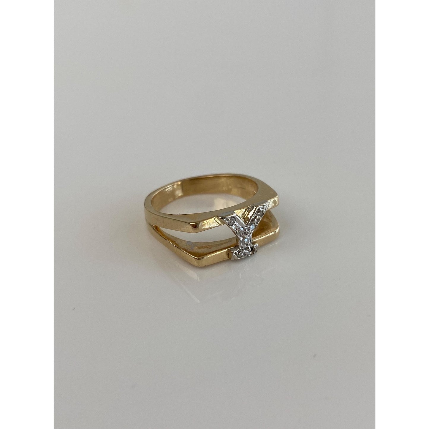 Vintage Solid 14k White & Yellow Gold Diamond Initial 'Y' Ring Band - Size 4.5