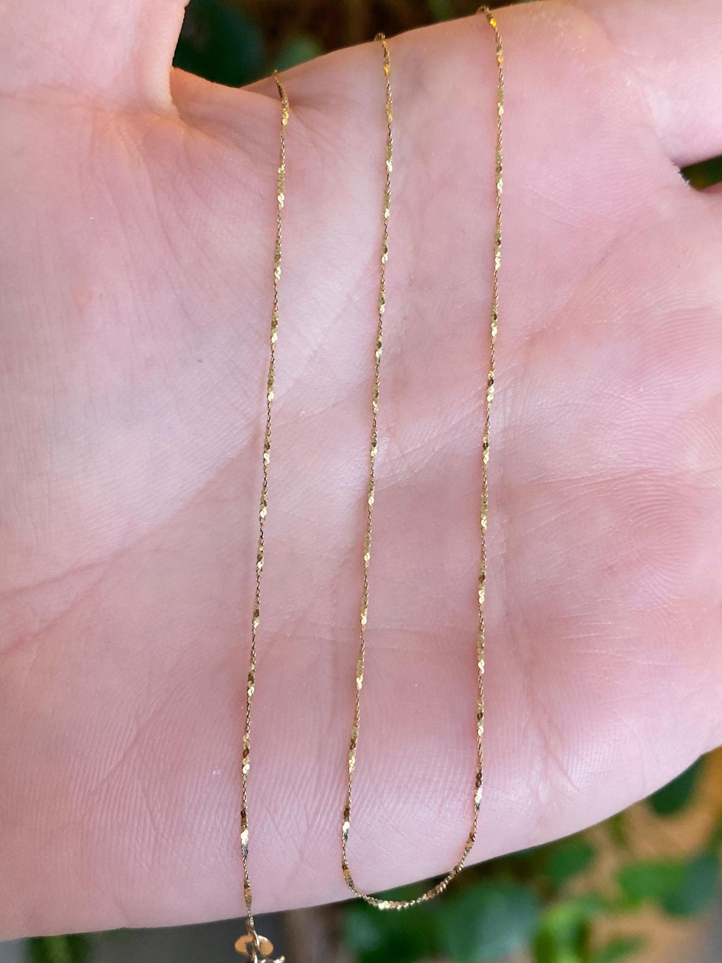 Vintage Solid 14k Yellow Gold Dainty Twisted Serpentine Chain Necklace - 16 inches