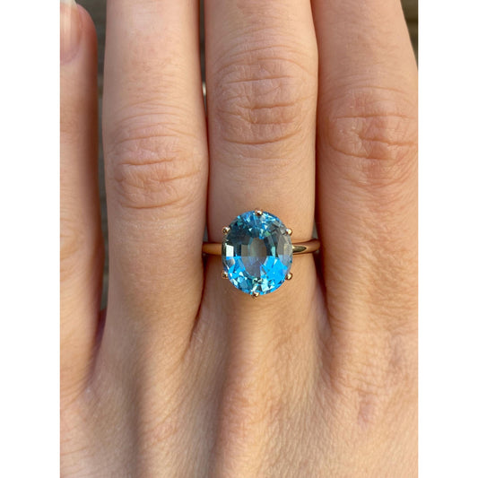 Vintage Solid 14k Yellow Gold Topaz Ring - Size 6.25