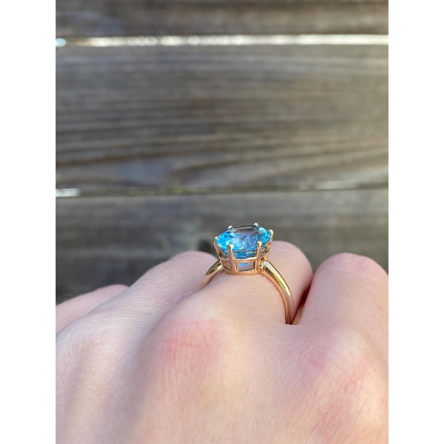 Vintage Solid 14k Yellow Gold Topaz Ring - Size 6.25