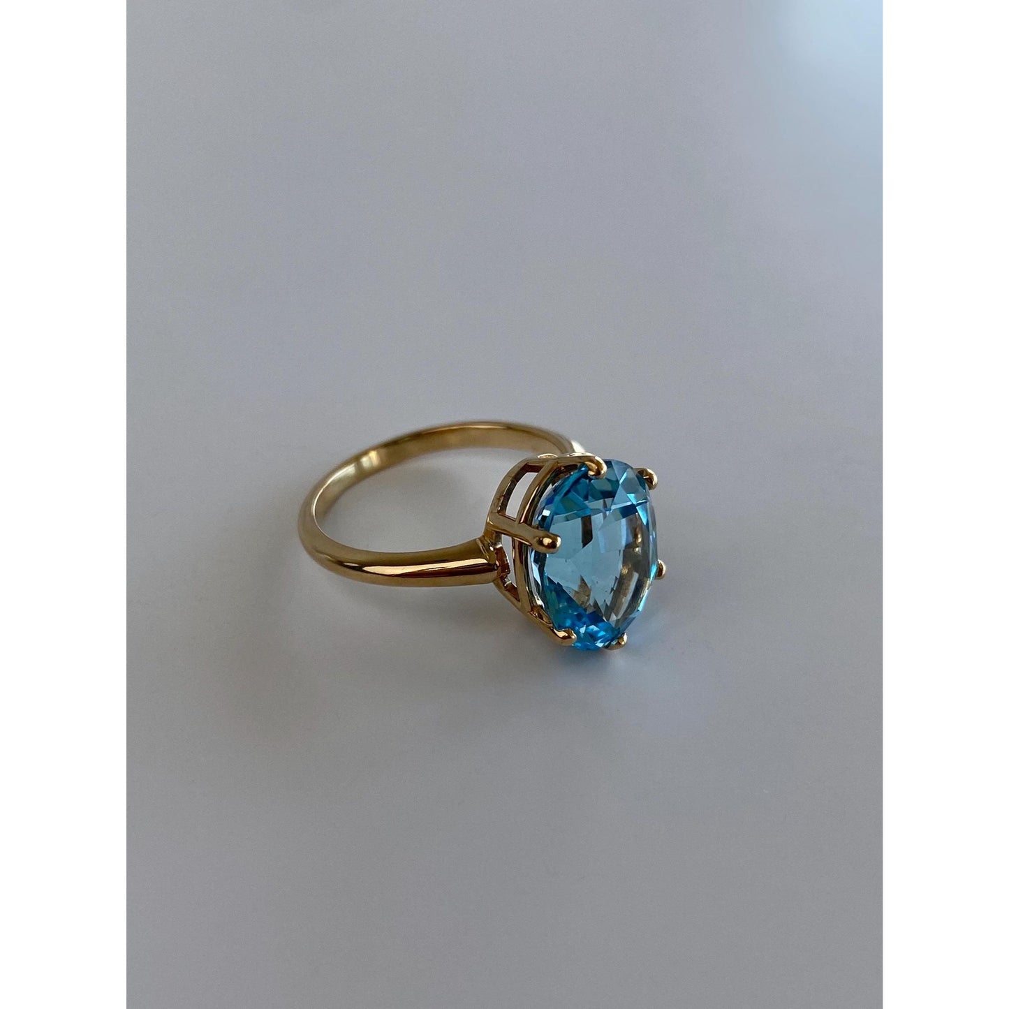 Vintage Solid 14k Yellow Gold Topaz Ring - Size 6.25