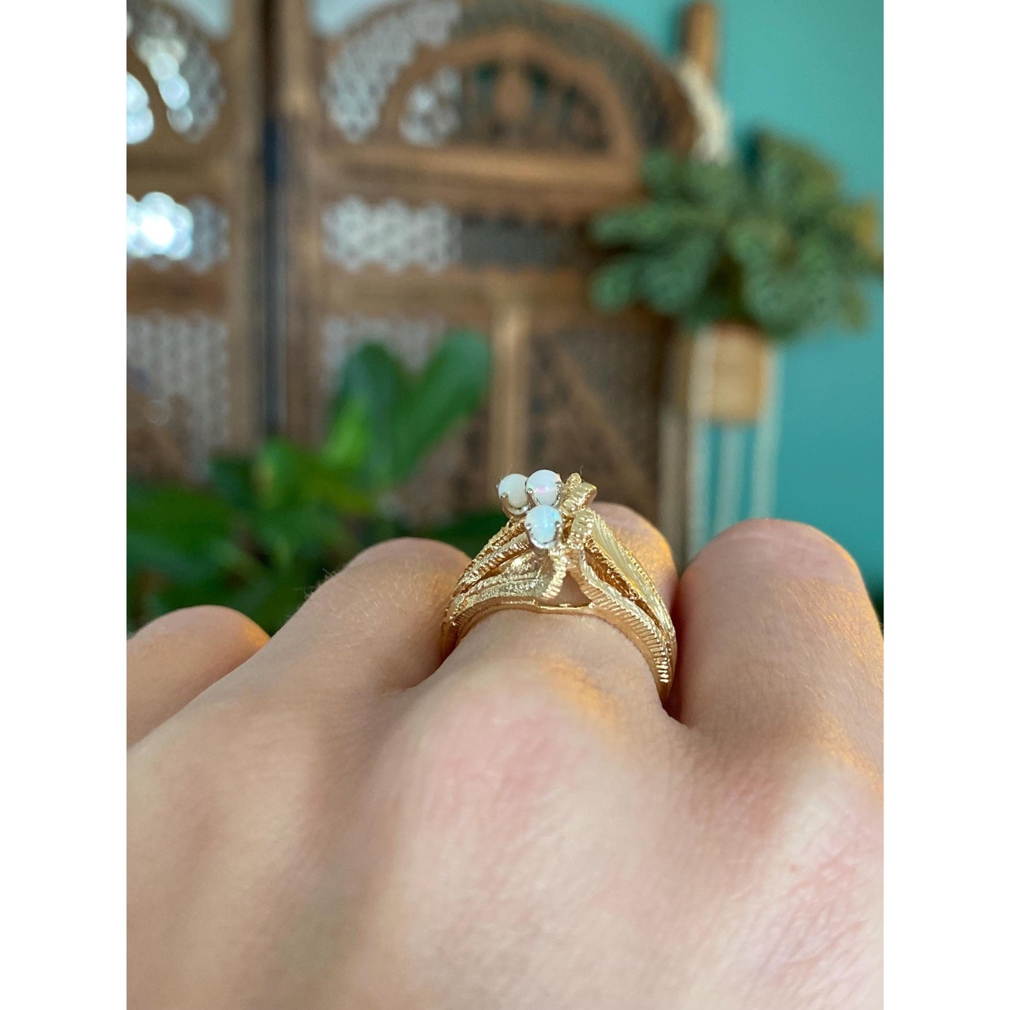 Vintage Solid 14k Yellow Gold Triple Opal Ball Ring - Size 6.75