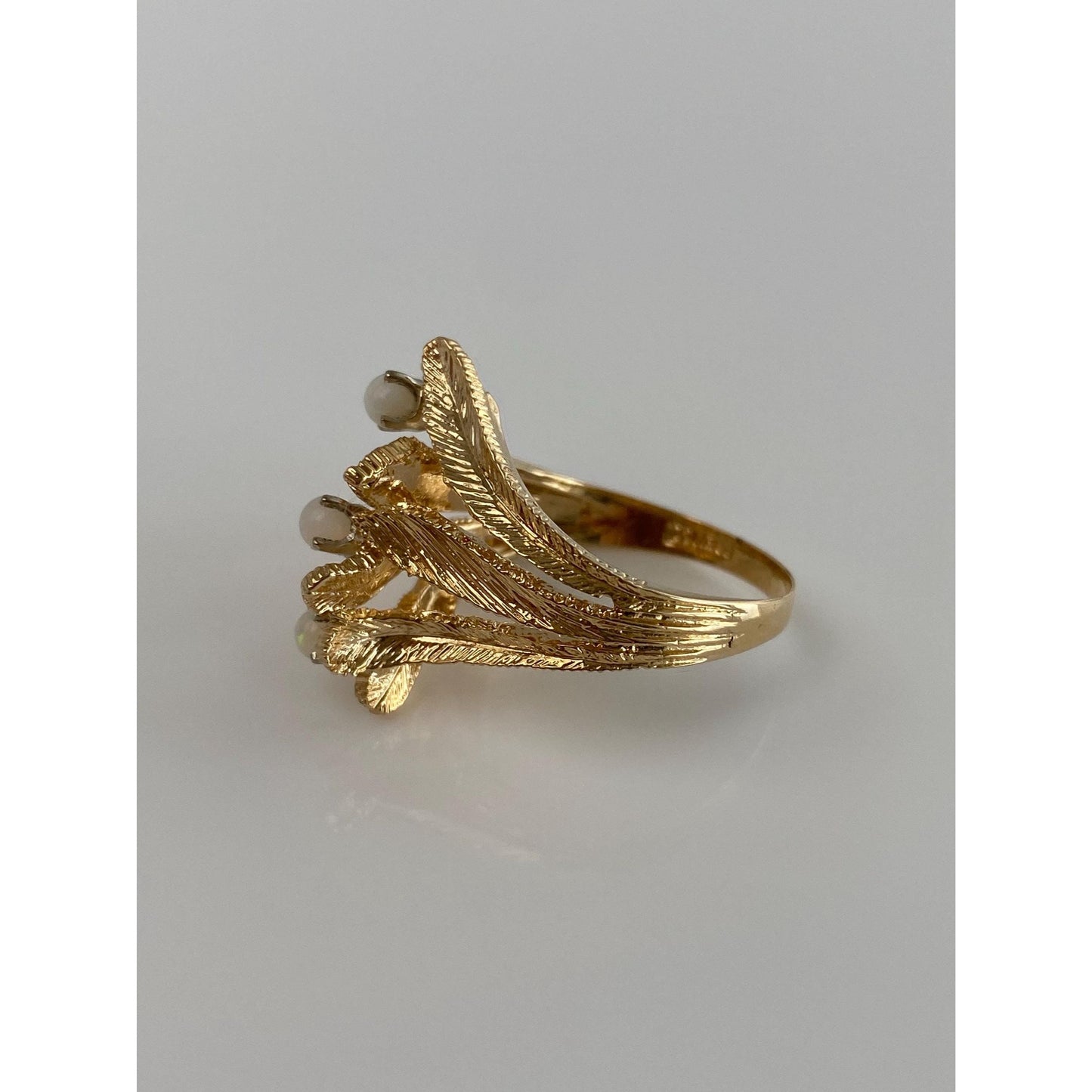 Vintage Solid 14k Yellow Gold Triple Opal Ball Ring - Size 6.75