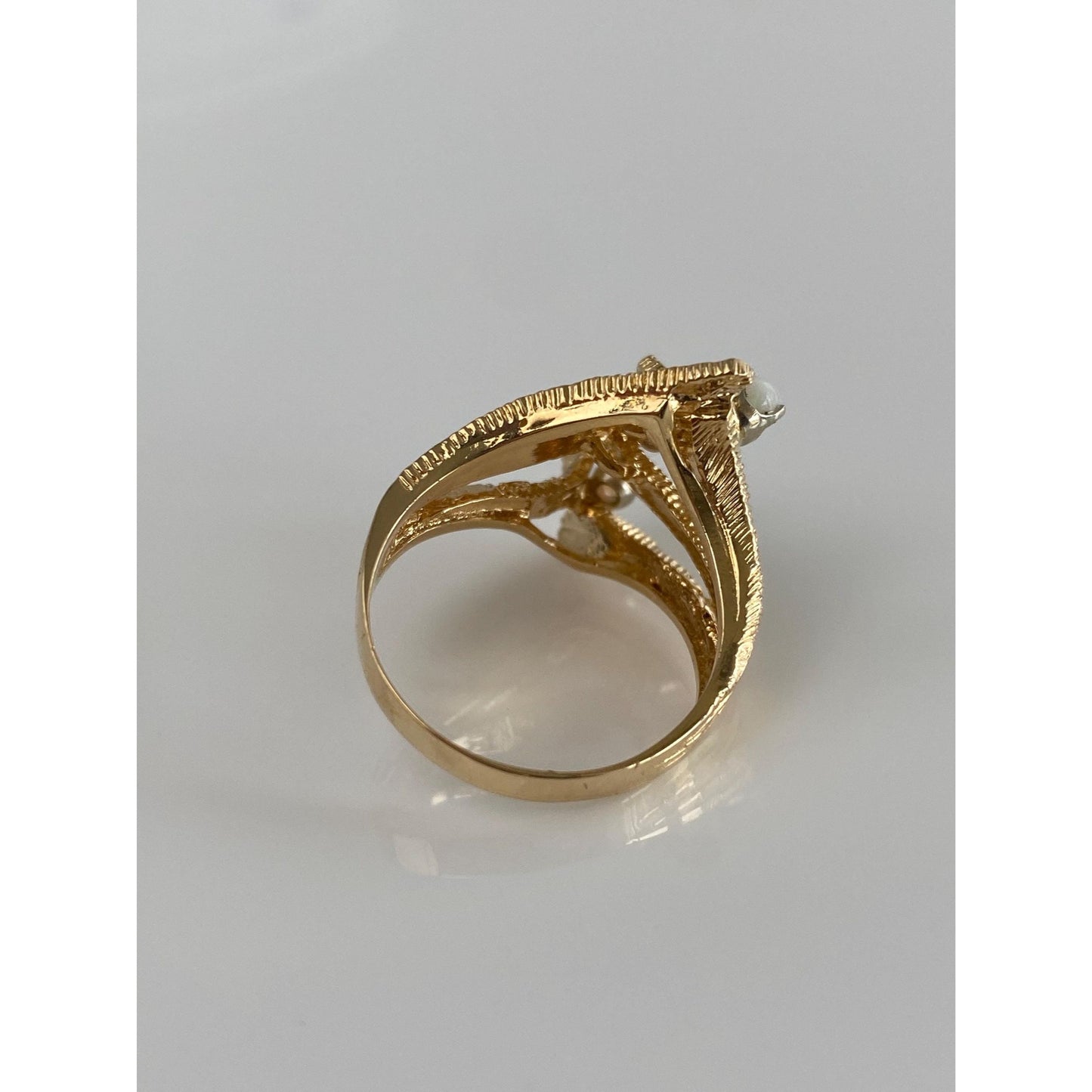 Vintage Solid 14k Yellow Gold Triple Opal Ball Ring - Size 6.75